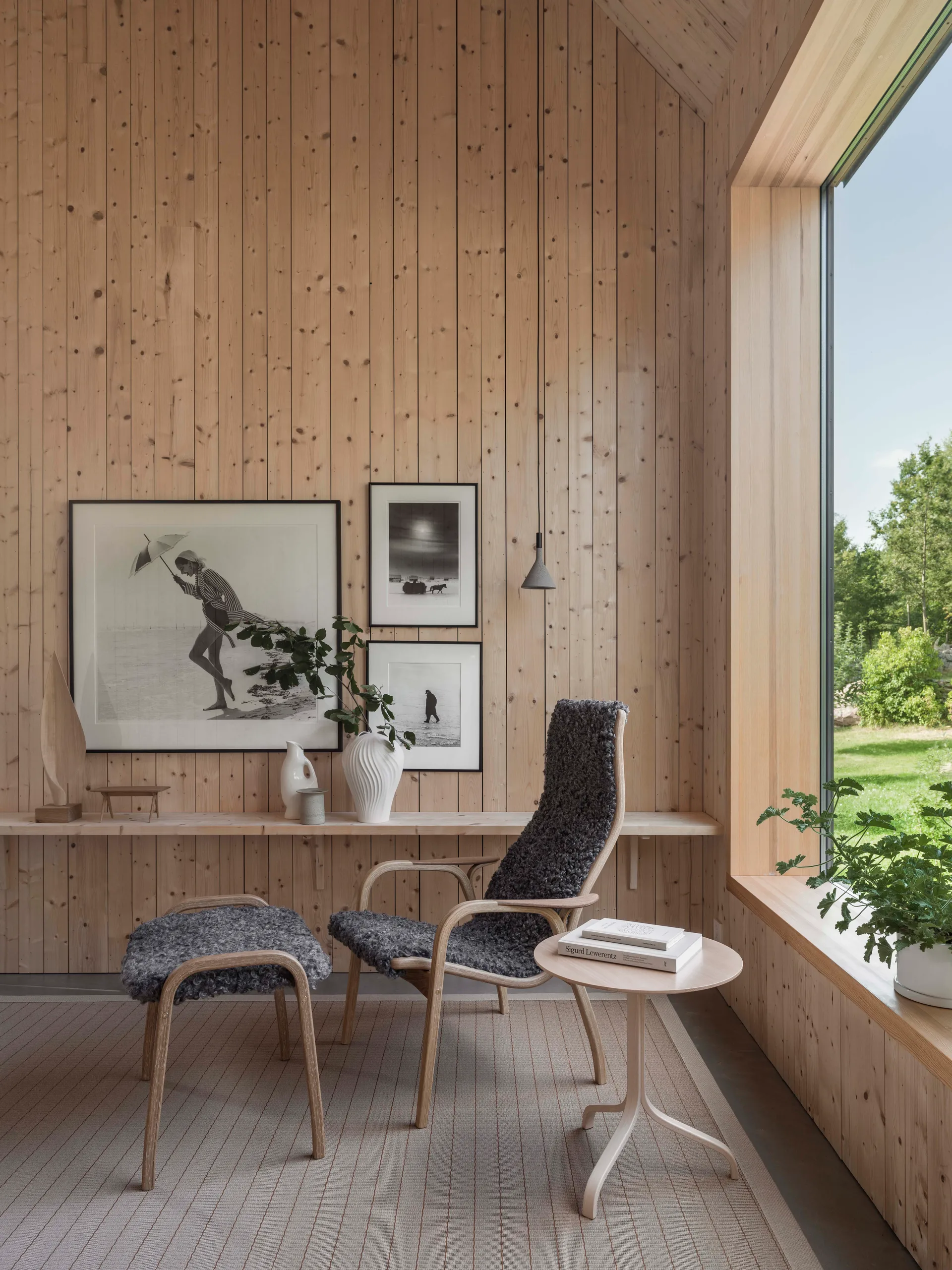 라미노 암체어 & 오토만 오일드 오크/양피, 스칸디나비아 그레이   Swedese | 스웨데제