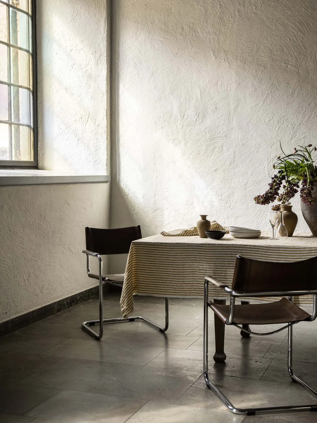 레온 테이블보 145x270 cm, Spice Tell Me More | 텔미모어