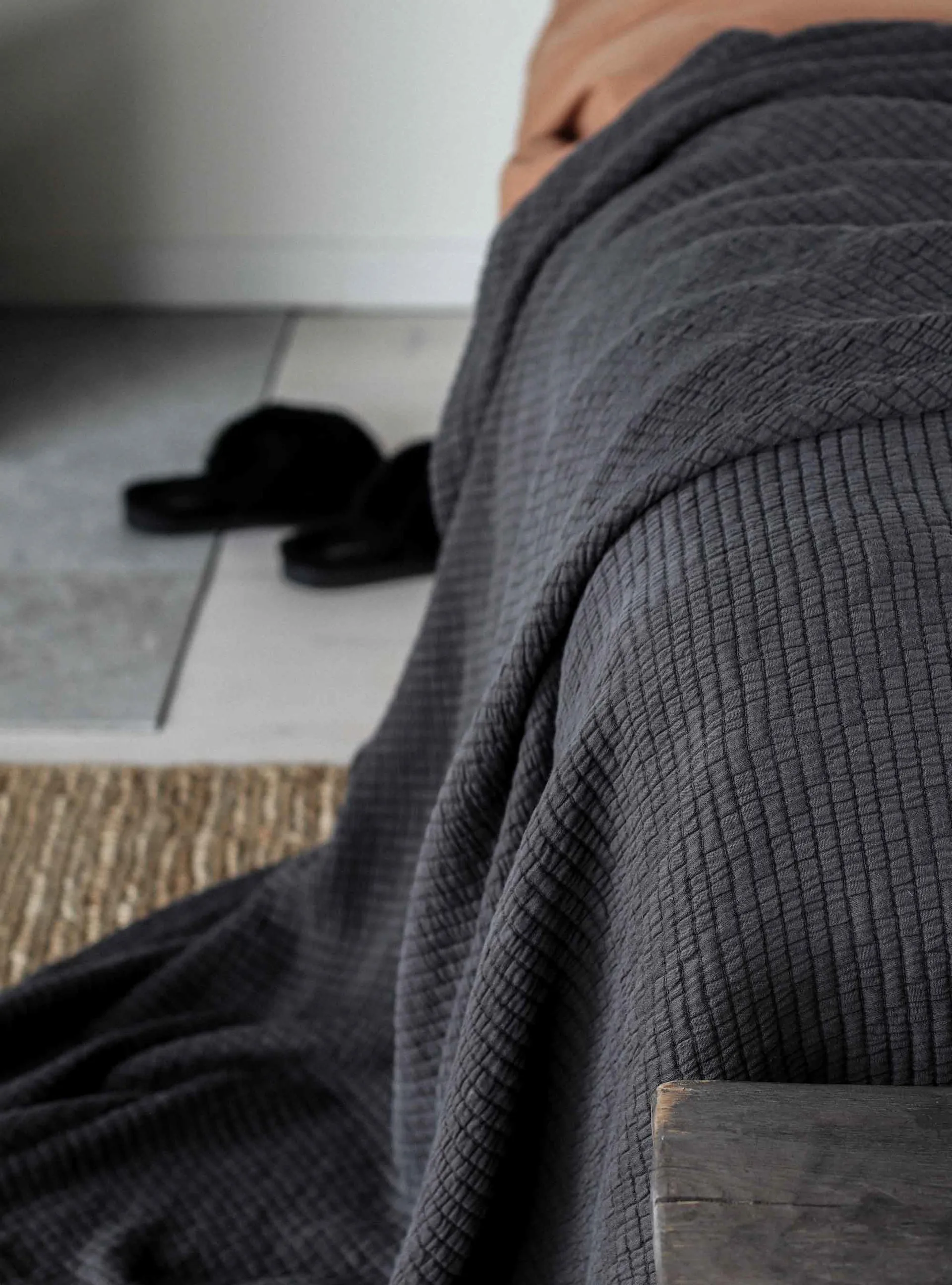 브릭 베드스프레드 180x260 cm, Charcoal Tell Me More | 텔미모어