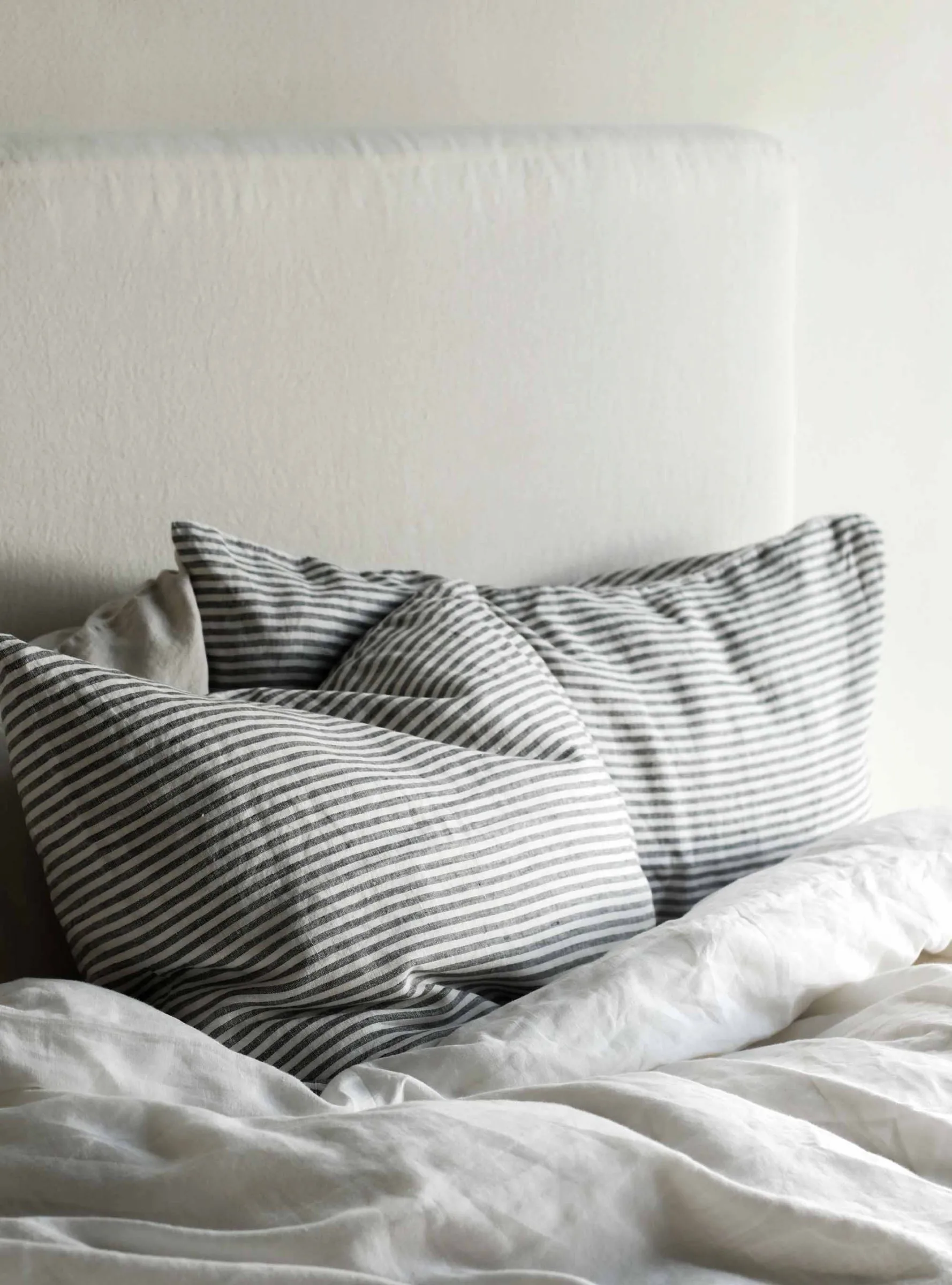 스톤워시드 리넨 베개커버 50x60 cm 2개 세트, Grey-white Tell Me More | 텔미모어