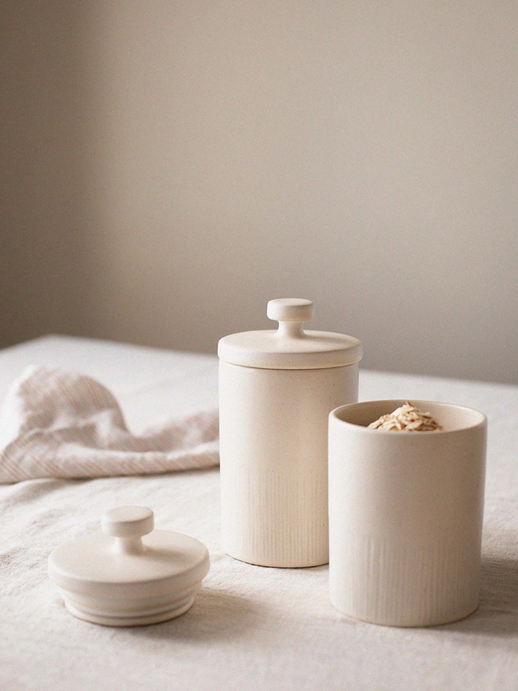 팔레르모 뚜껑 있는 보관병, Offwhite, medium 1.1 L Tell Me More | 텔미모어