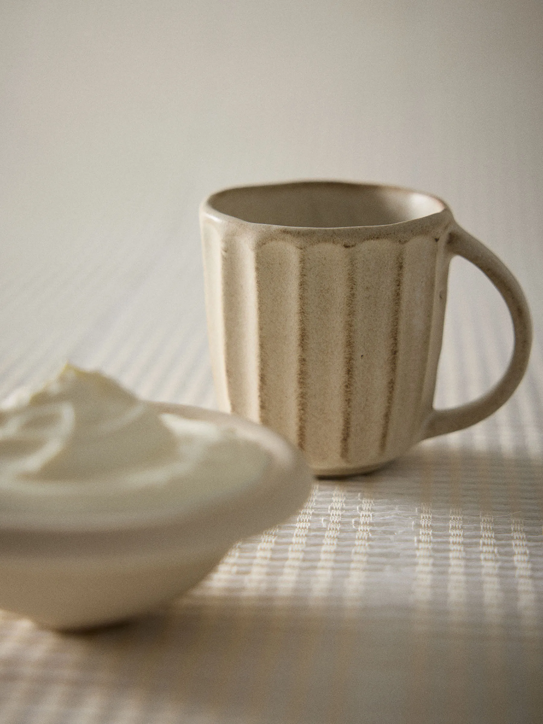 엘바 머그, Sand beige, 35 cl Tell Me More | 텔미모어