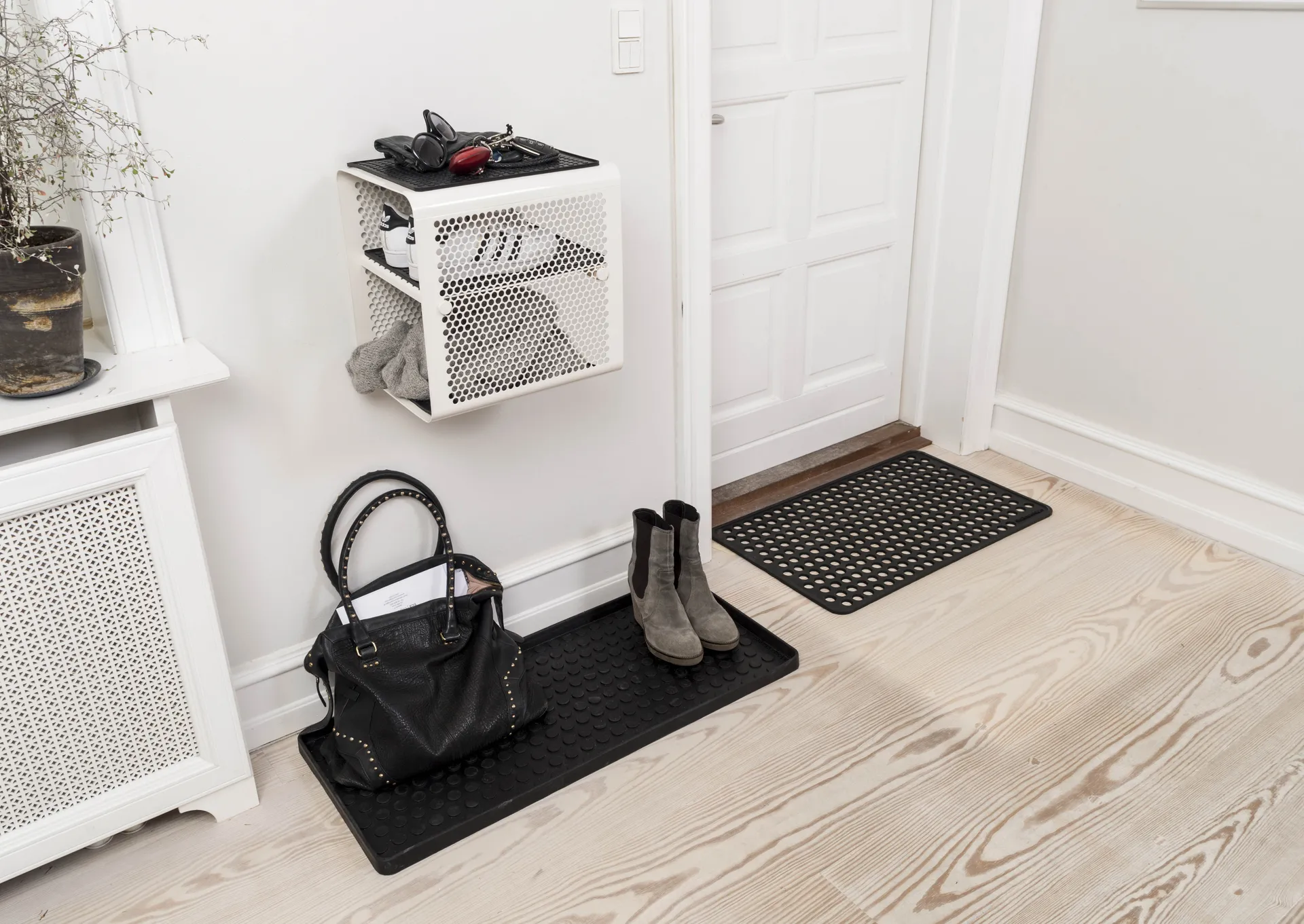 닷 러버 도어매트, 45x75 cm tica copenhagen | 티카 코펜하겐