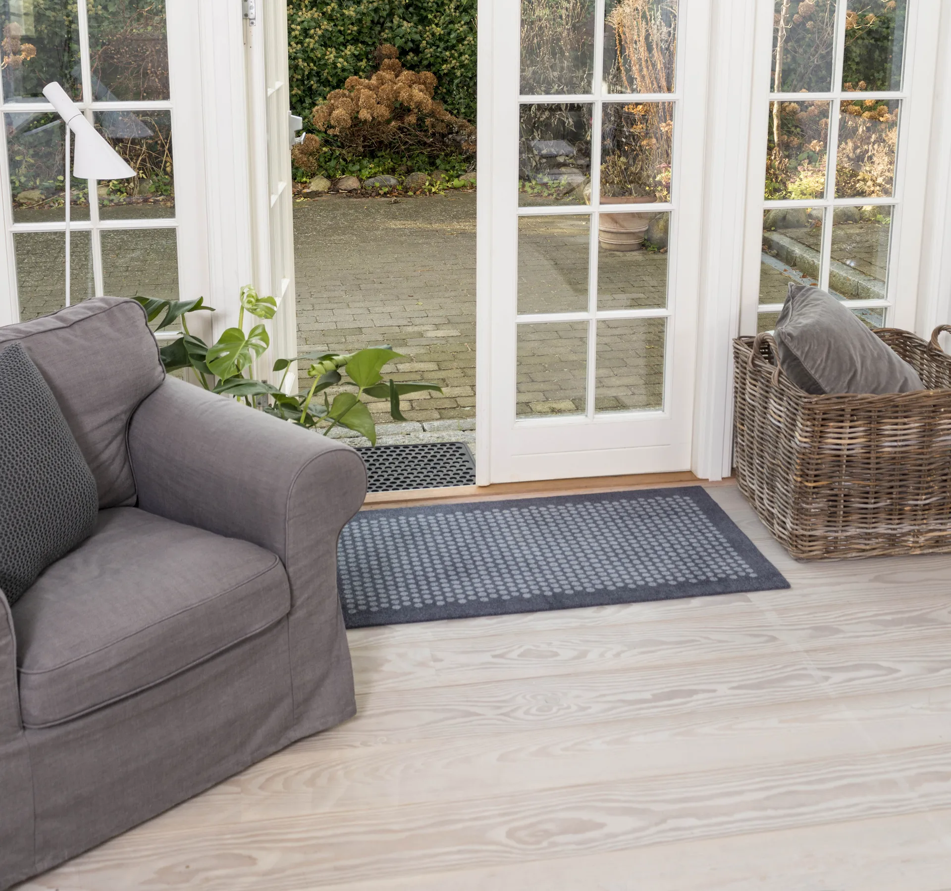 닷 러버 도어매트, 45x75 cm tica copenhagen | 티카 코펜하겐