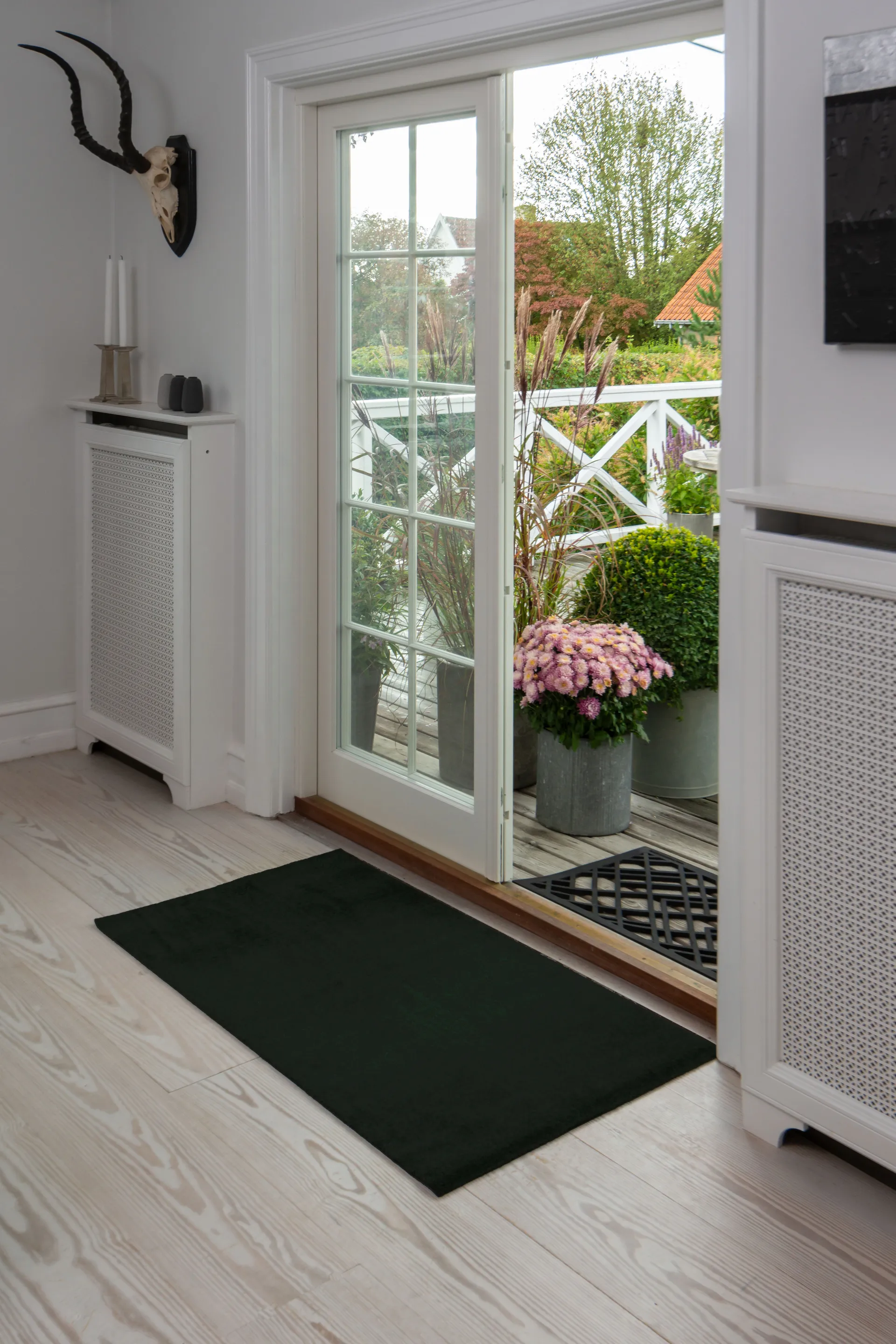 유니컬러 복도 러그, Black. 67x120 cm tica copenhagen | 티카 코펜하겐