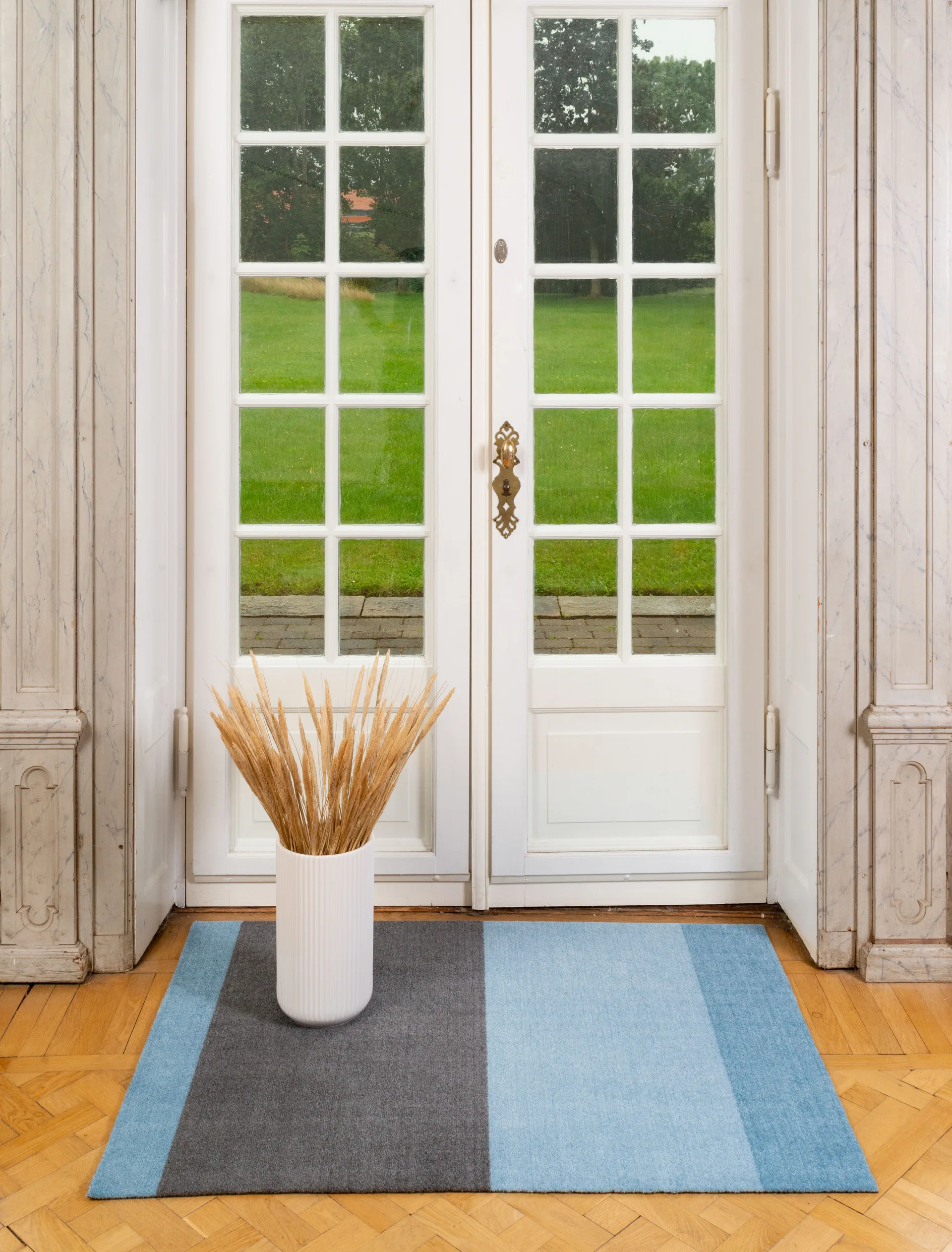 스트라이프 복도 러그 가로형, Blue-steel grey. 90x130 cm tica copenhagen | 티카 코펜하겐