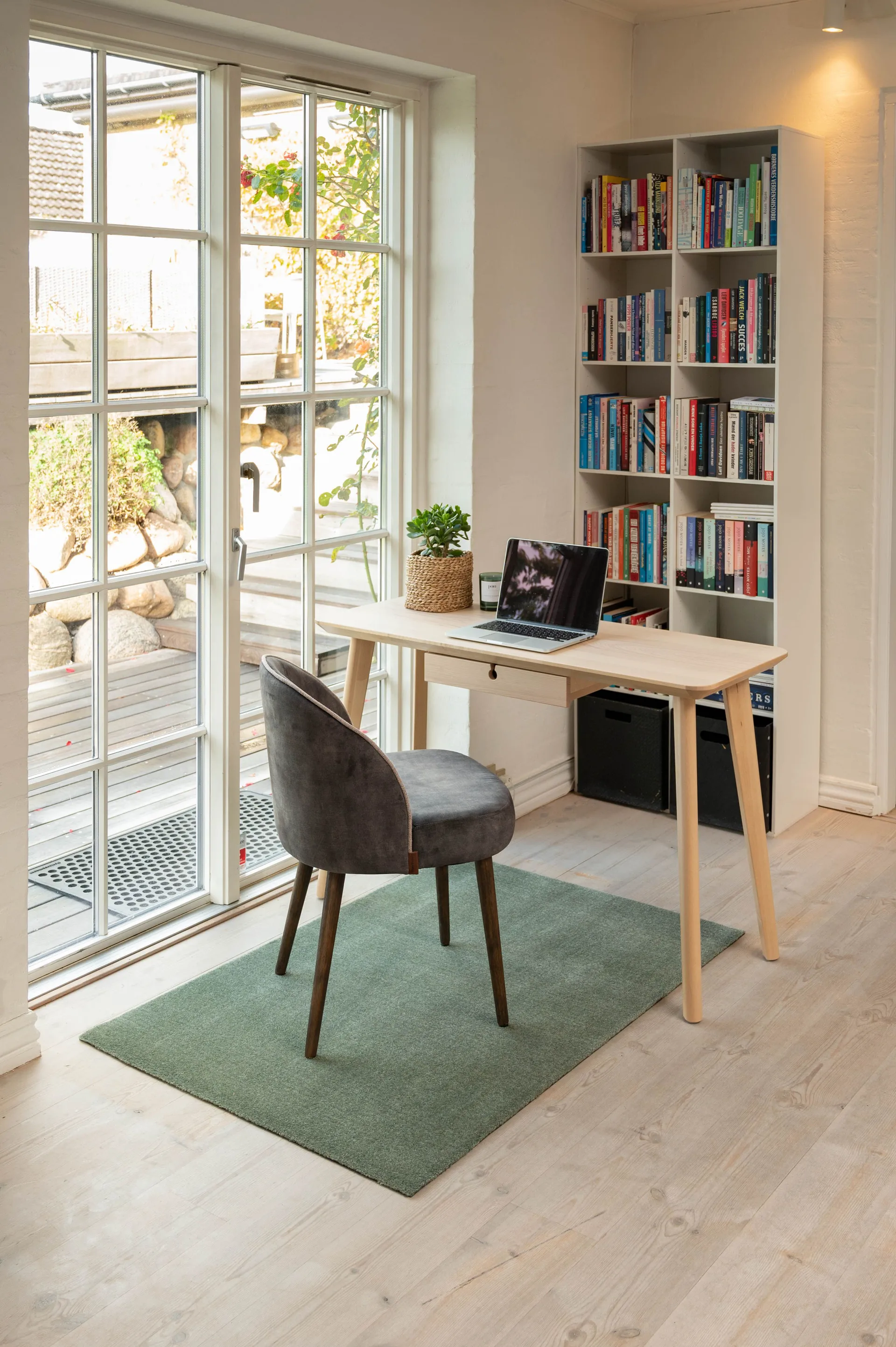 유니컬러 복도 러그, Dusty green. 90x130 cm tica copenhagen | 티카 코펜하겐