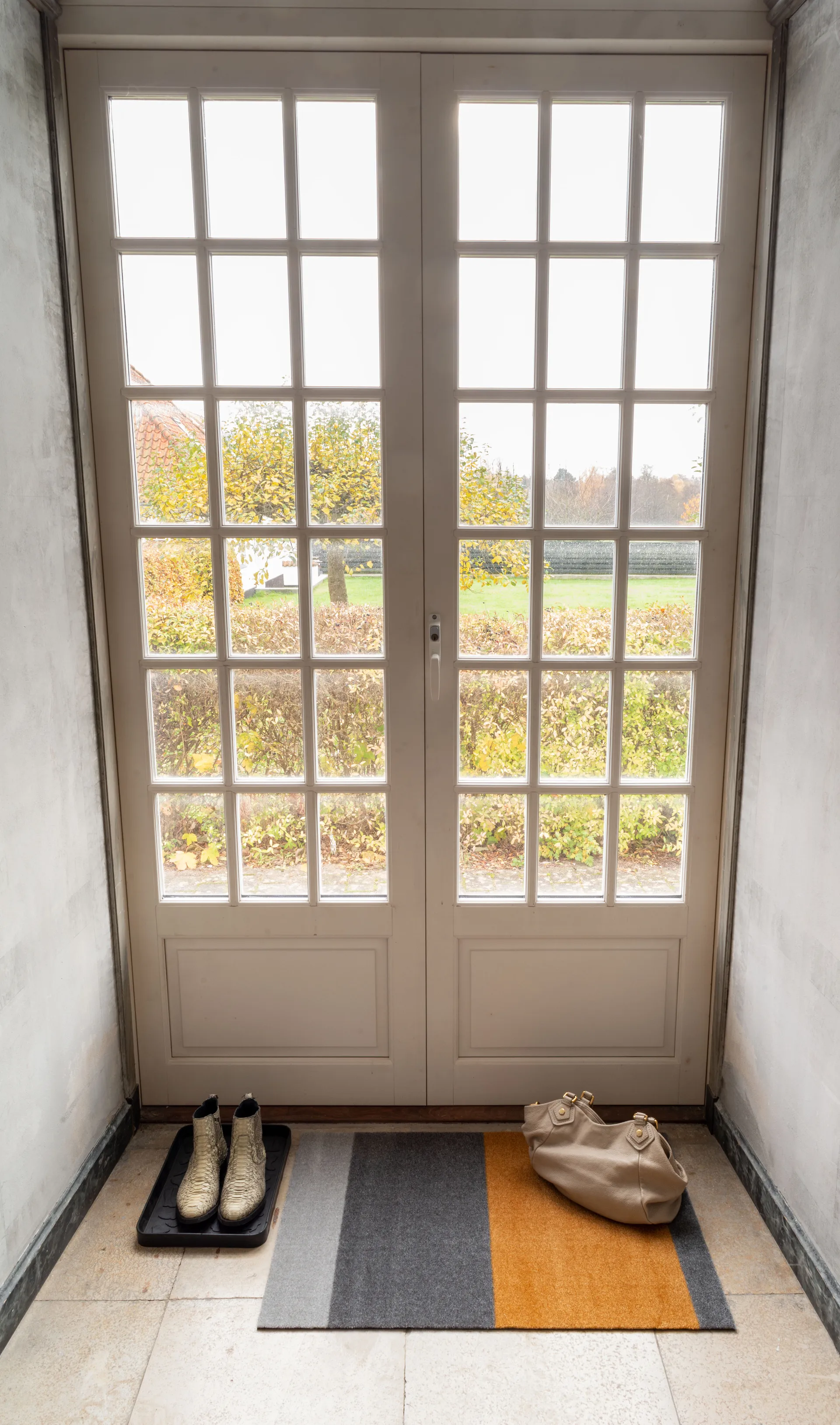 스트라이프 도어매트 가로형, Grey-grey-dijon. 60x90 cm tica copenhagen | 티카 코펜하겐