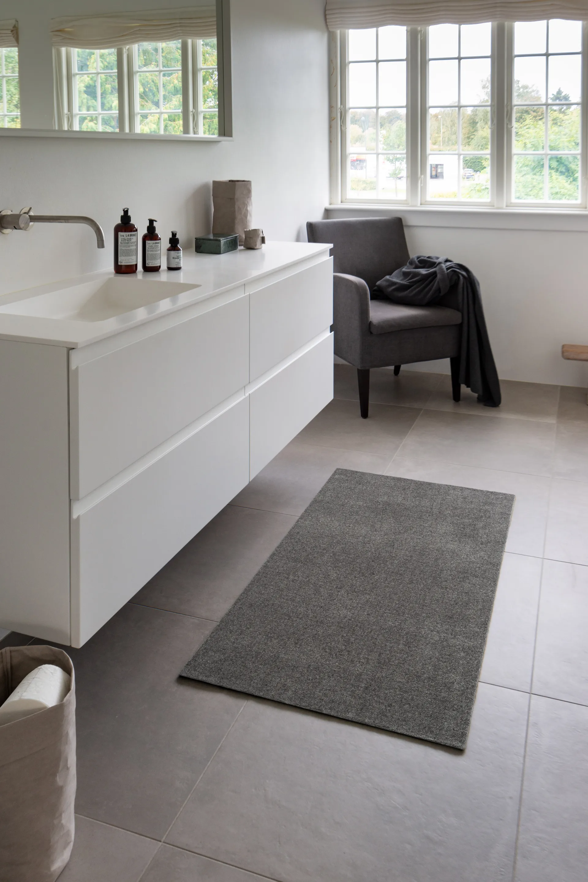 유니컬러 복도 러그, Steel grey. 67x120 cm tica copenhagen | 티카 코펜하겐