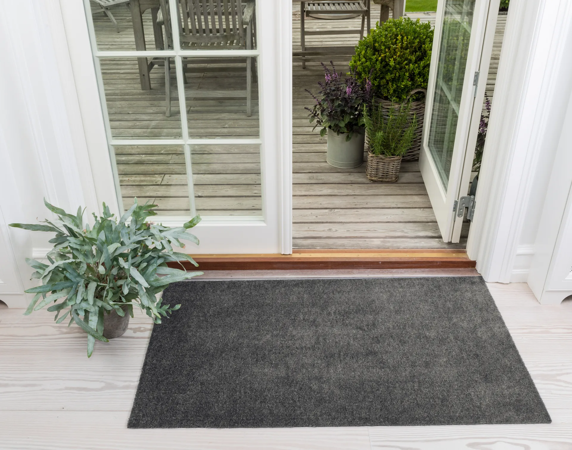 유니컬러 복도 러그, Steel grey. 67x120 cm tica copenhagen | 티카 코펜하겐