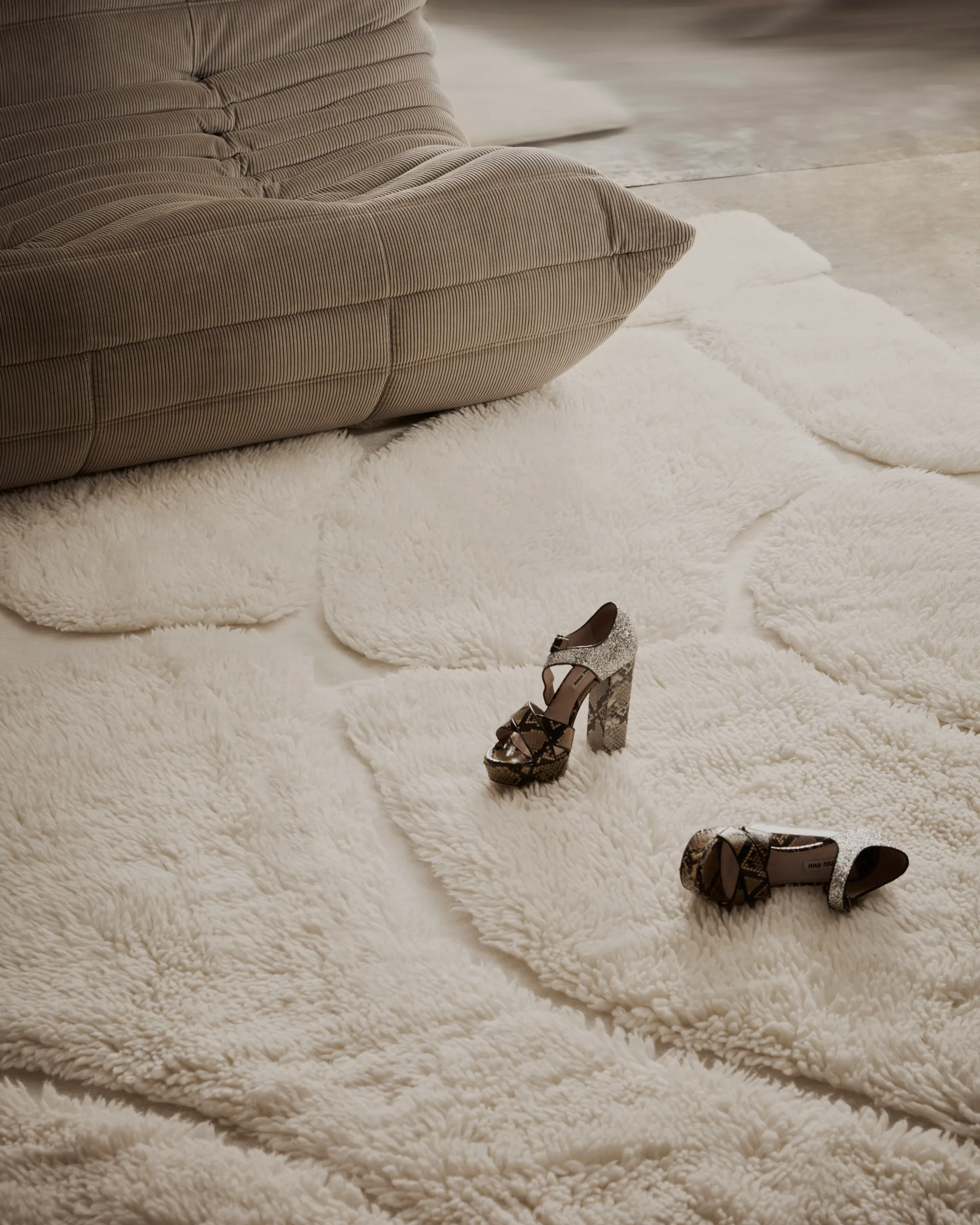 Kullin 울 카페트 200x300 cm, Offwhite Tinted | 틴티드