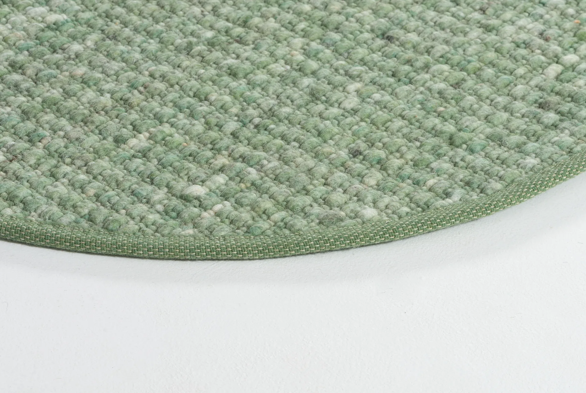 그린란드 스위프트 라운드 러그, Jade no. 240, Ø200 cm Tisca | 티스카