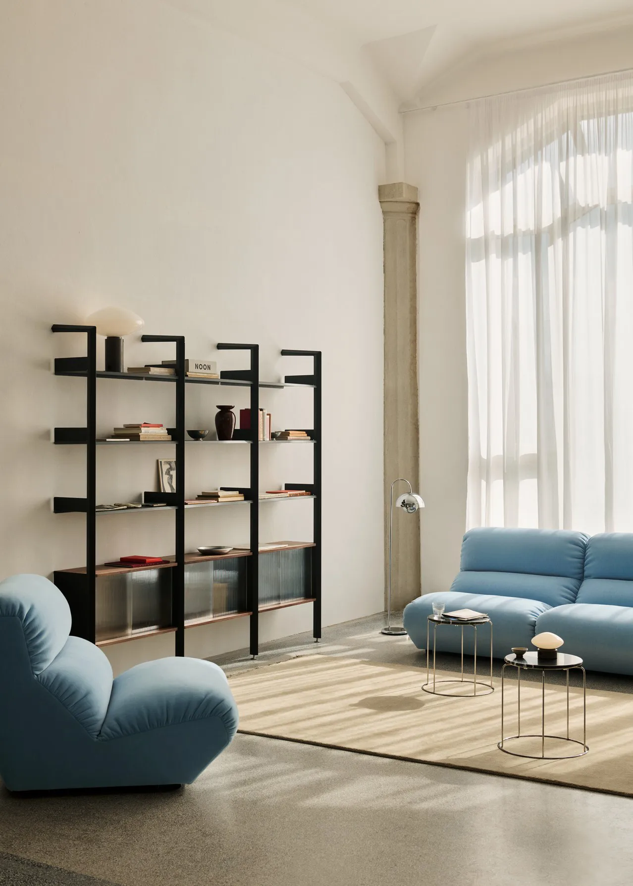 미스트 AP17 테이블 조명 Ø37 cm, Grigio Caldo-opal glass &Tradition | 앤트레디션