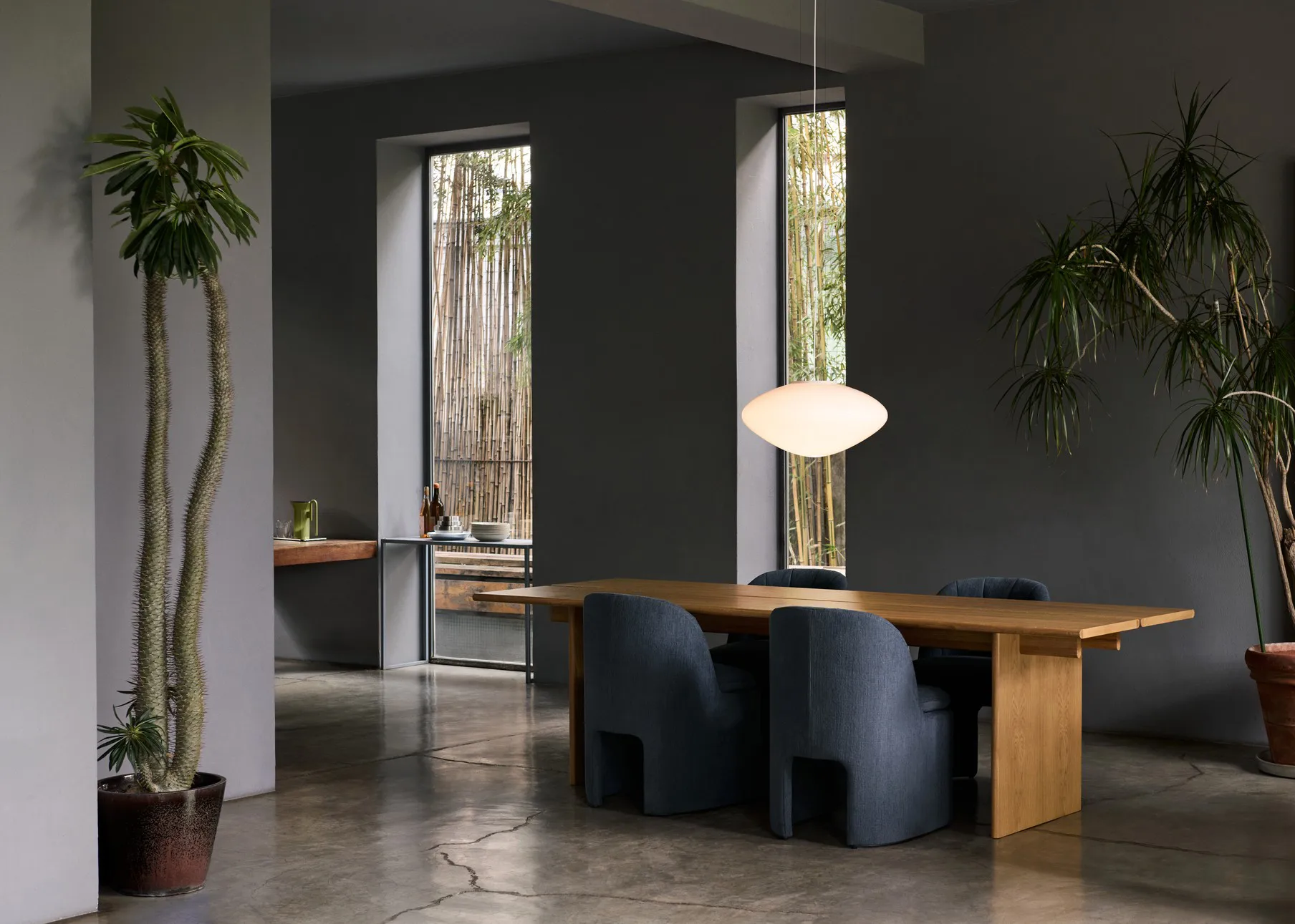 미스트 AP20 펜던트 조명 Ø56 cm, White-opal glass &Tradition | 앤트레디션