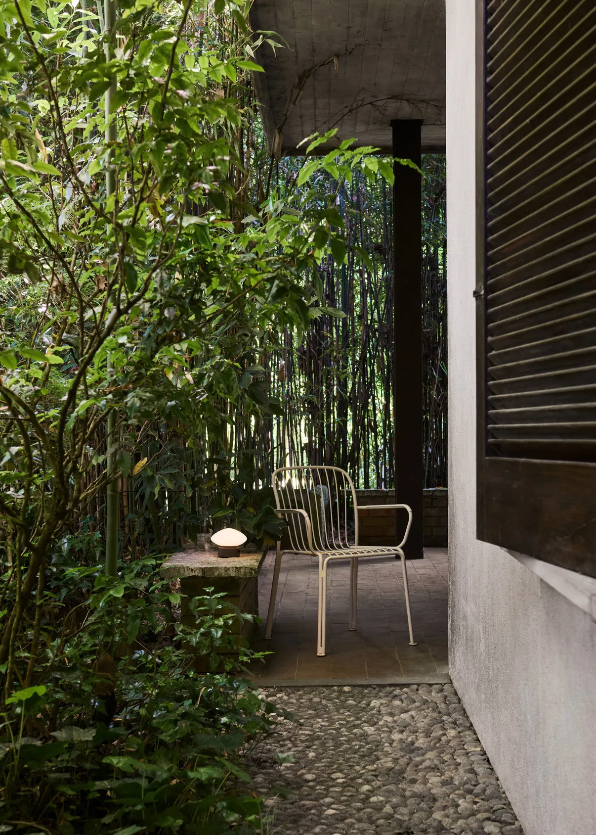 미스트 AP21 무선 조명 12 cm, Verde Guatemala-opal glass &Tradition | 앤트레디션