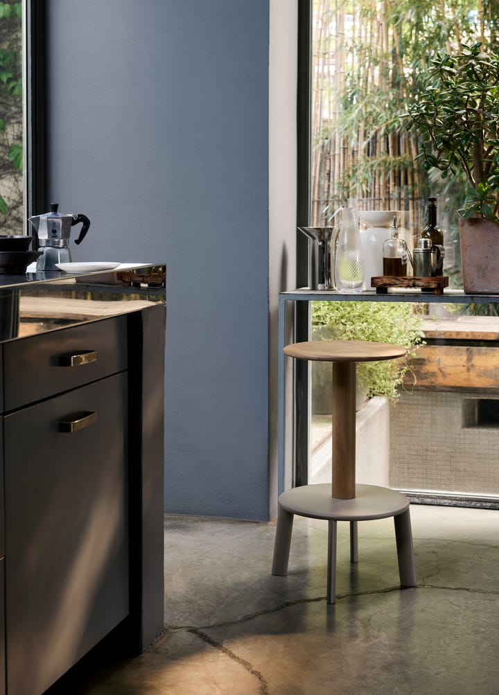 마시프 AV40 바 스툴, Dark stained oak - warm black &Tradition | 앤트레디션