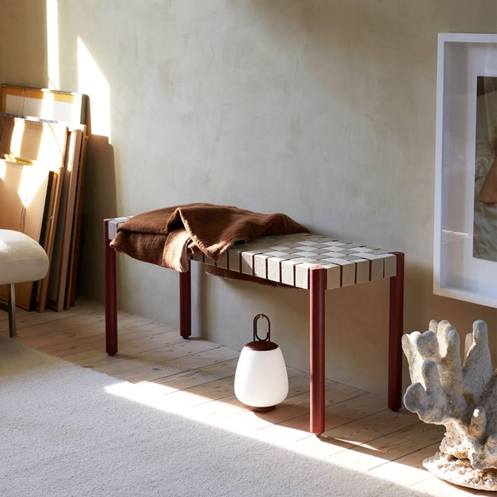 Betty TK4 벤치, Oak. natural braided linen seat &Tradition | 앤트레디션