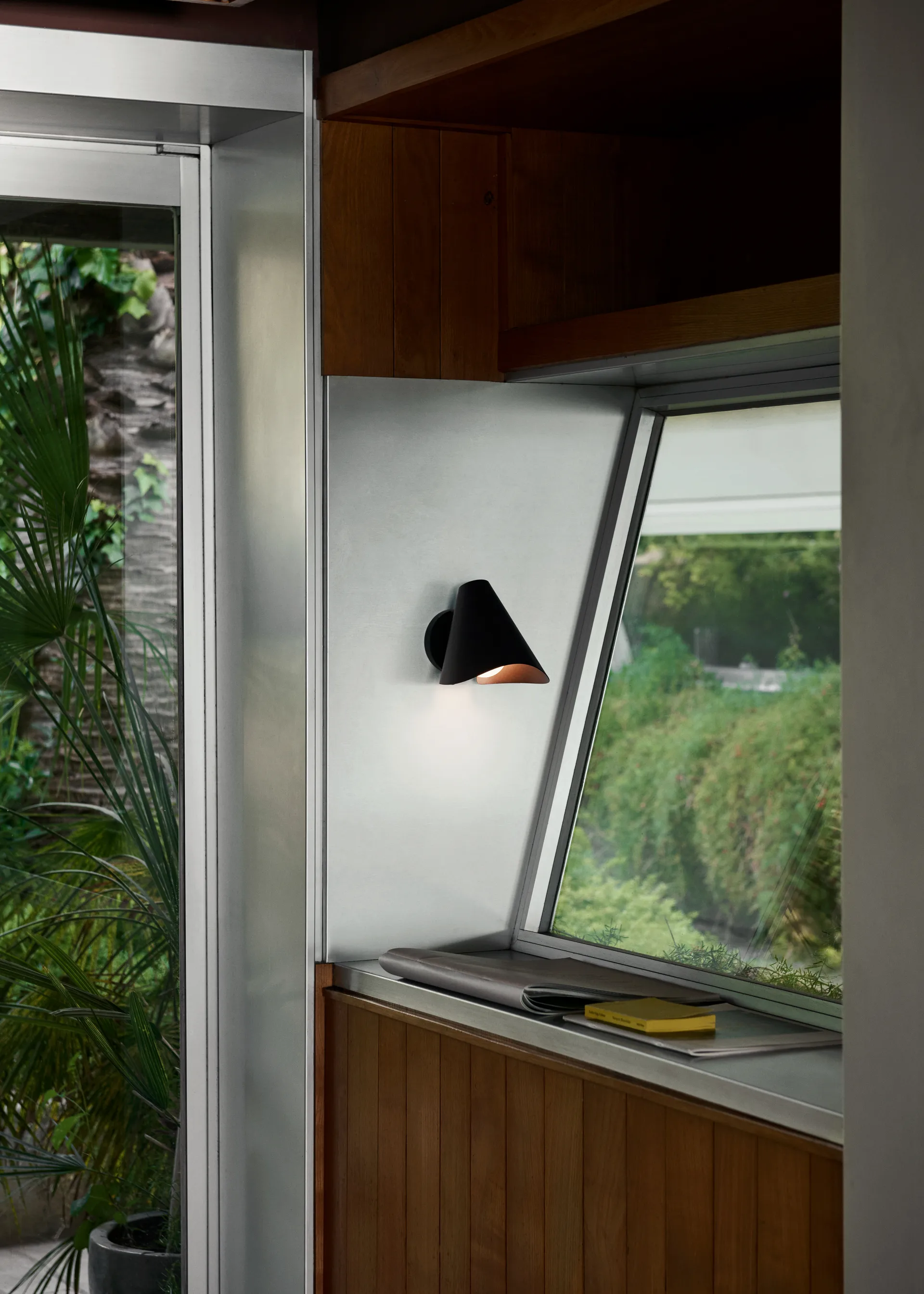 Bonnet sc103 벽 조명, Black &Tradition | 앤트레디션