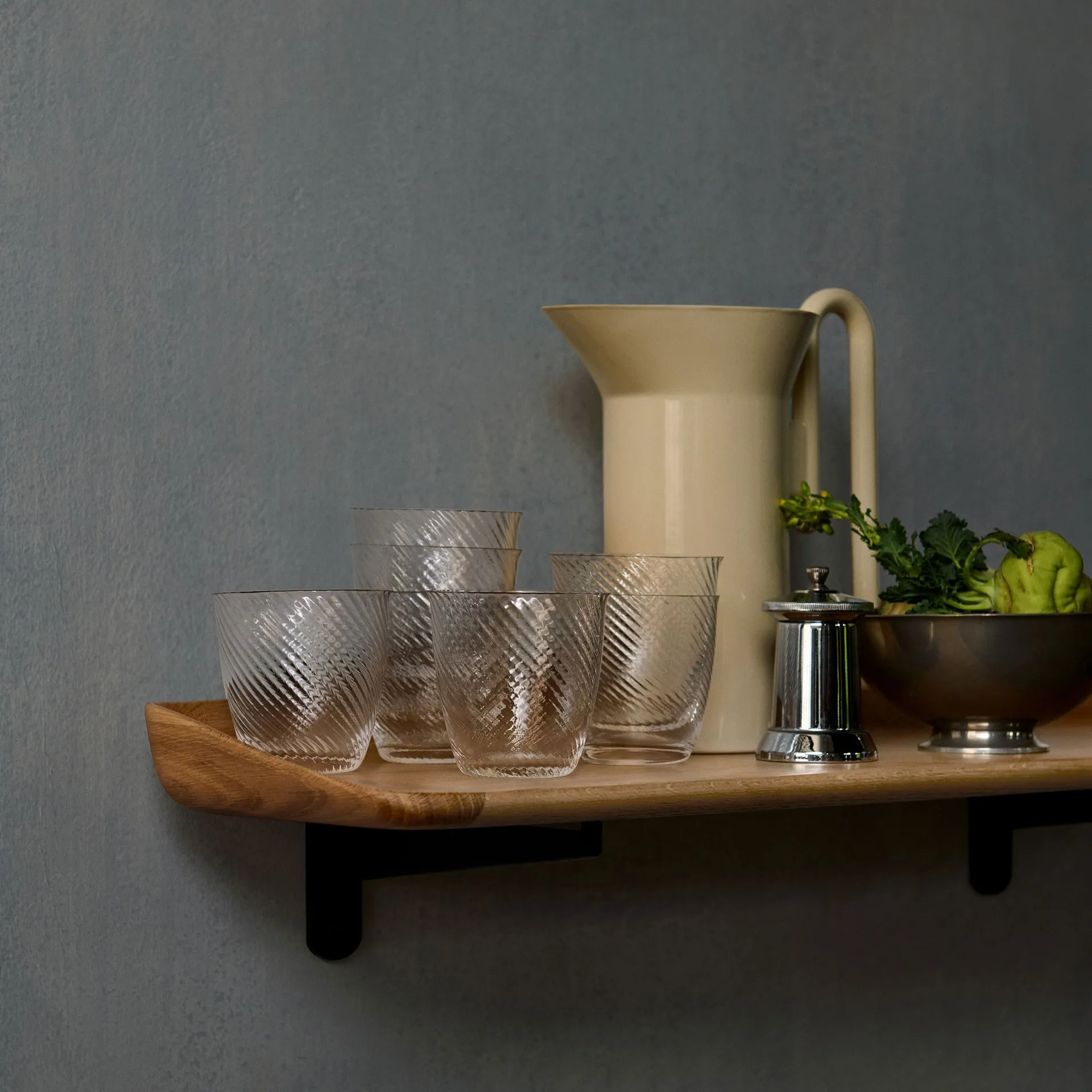 길드 HM14 선반 75 cm, Solid lacquered oak &Tradition | 앤트레디션