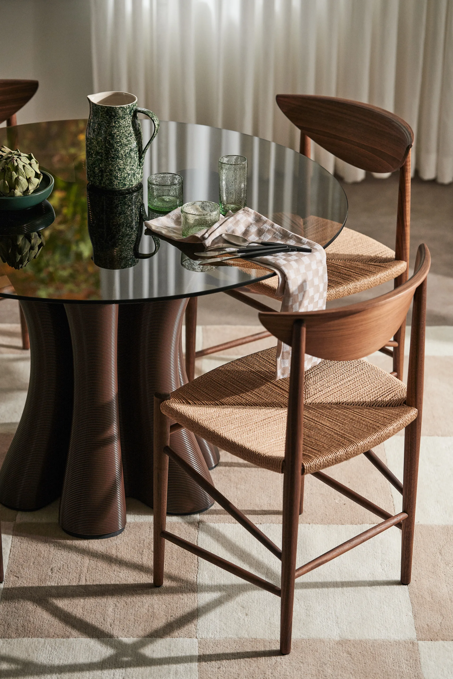 드로운 의자 HM3, Walnut &Tradition | 앤트레디션