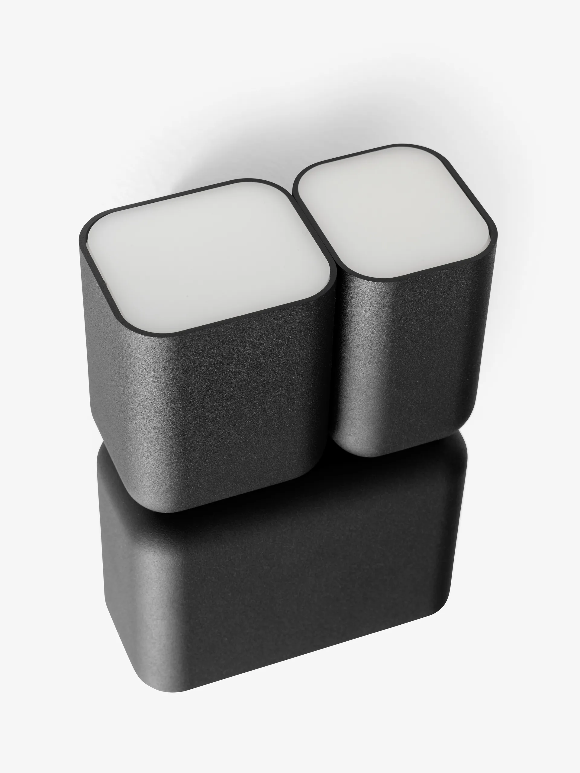 타바타 LN10 벽 조명, Black &Tradition | 앤트레디션