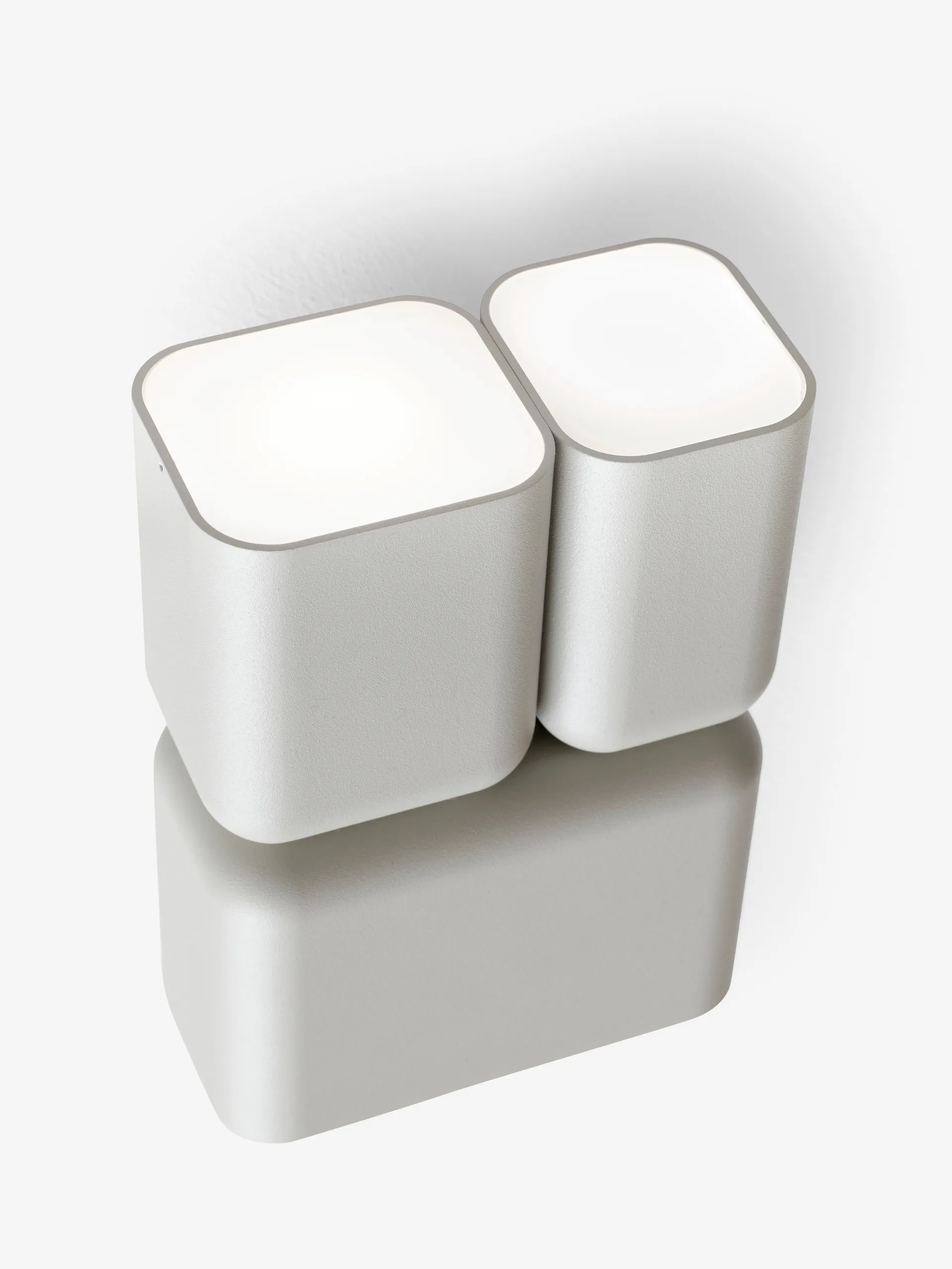 타바타 LN10 벽 조명, Silk grey &Tradition | 앤트레디션