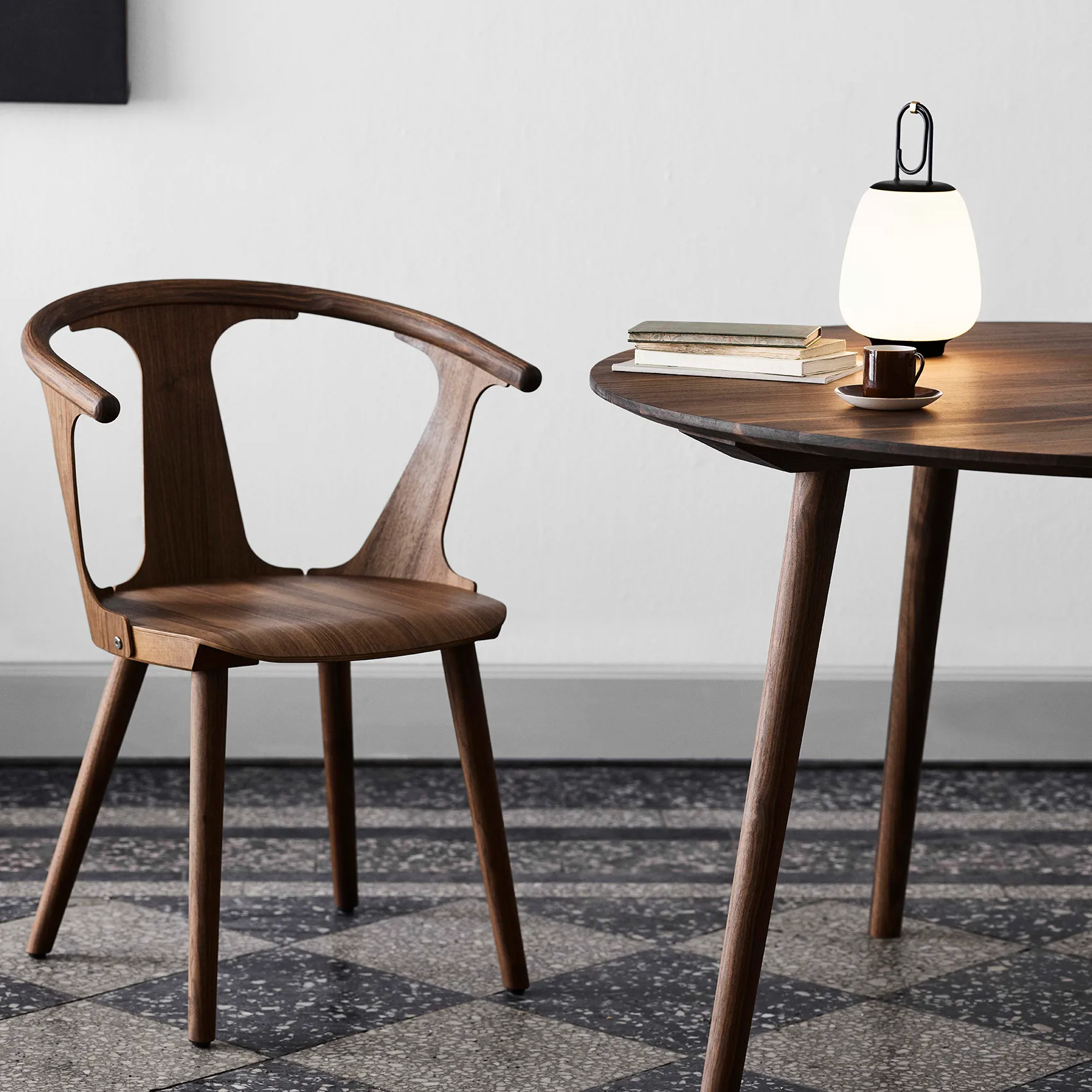 루카 테이블 조명 SC51, black &Tradition | 앤트레디션