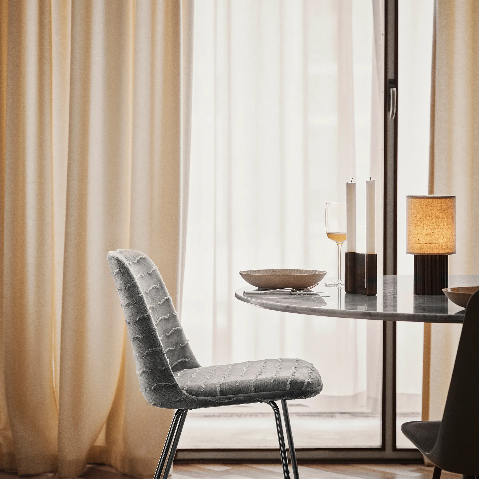 맨하튼 무선 테이블 조명 SC52, bronzed brass &Tradition | 앤트레디션