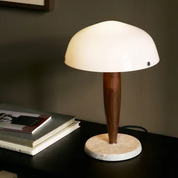 헤르만 SHY3 테이블 조명 - walnut & cream marble, textile cord - &Tradition | 앤트레디션