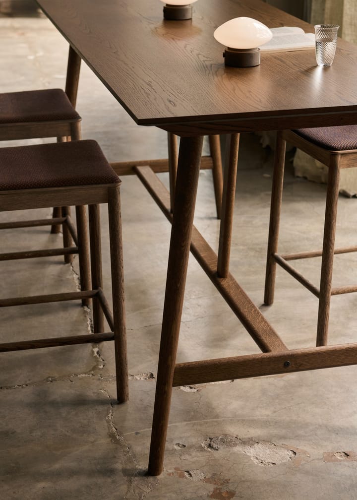 인 비트윈 SK26 카운터 테이블 190x80x95 cm, Smoked lacquered oak &Tradition | 앤트레디션