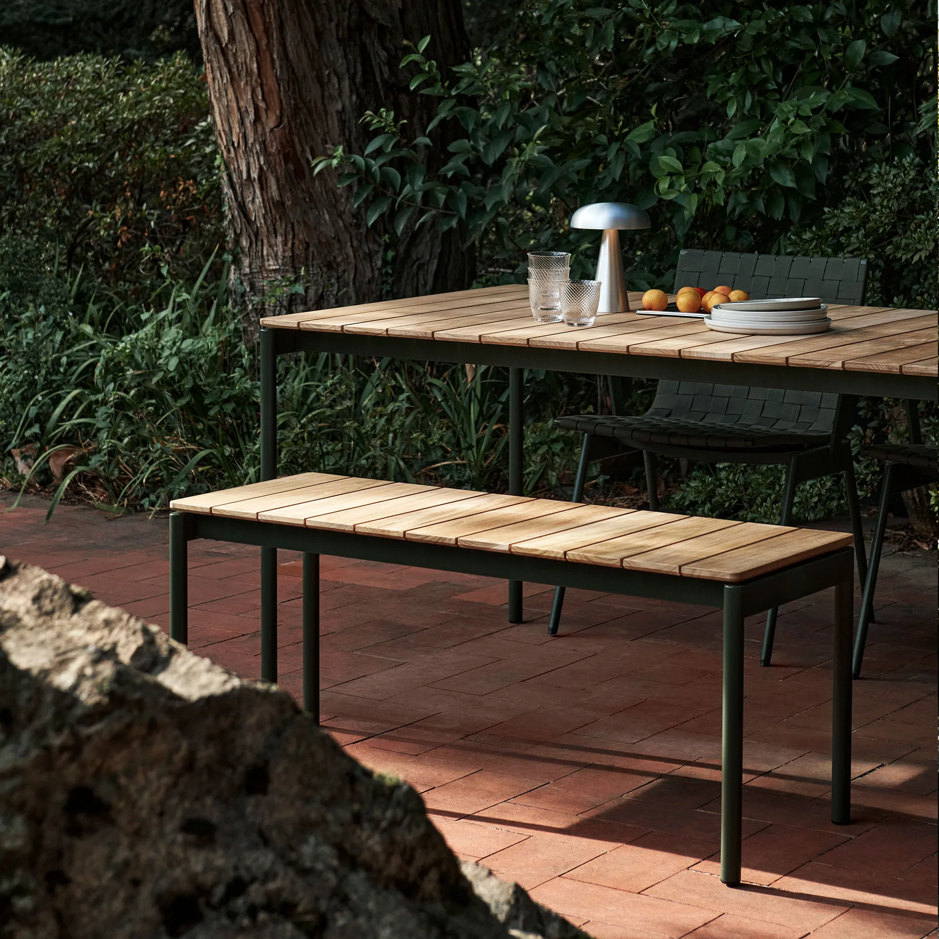 Ville AV27 벤치 스몰 110x40 cm, Bronze green &Tradition | 앤트레디션