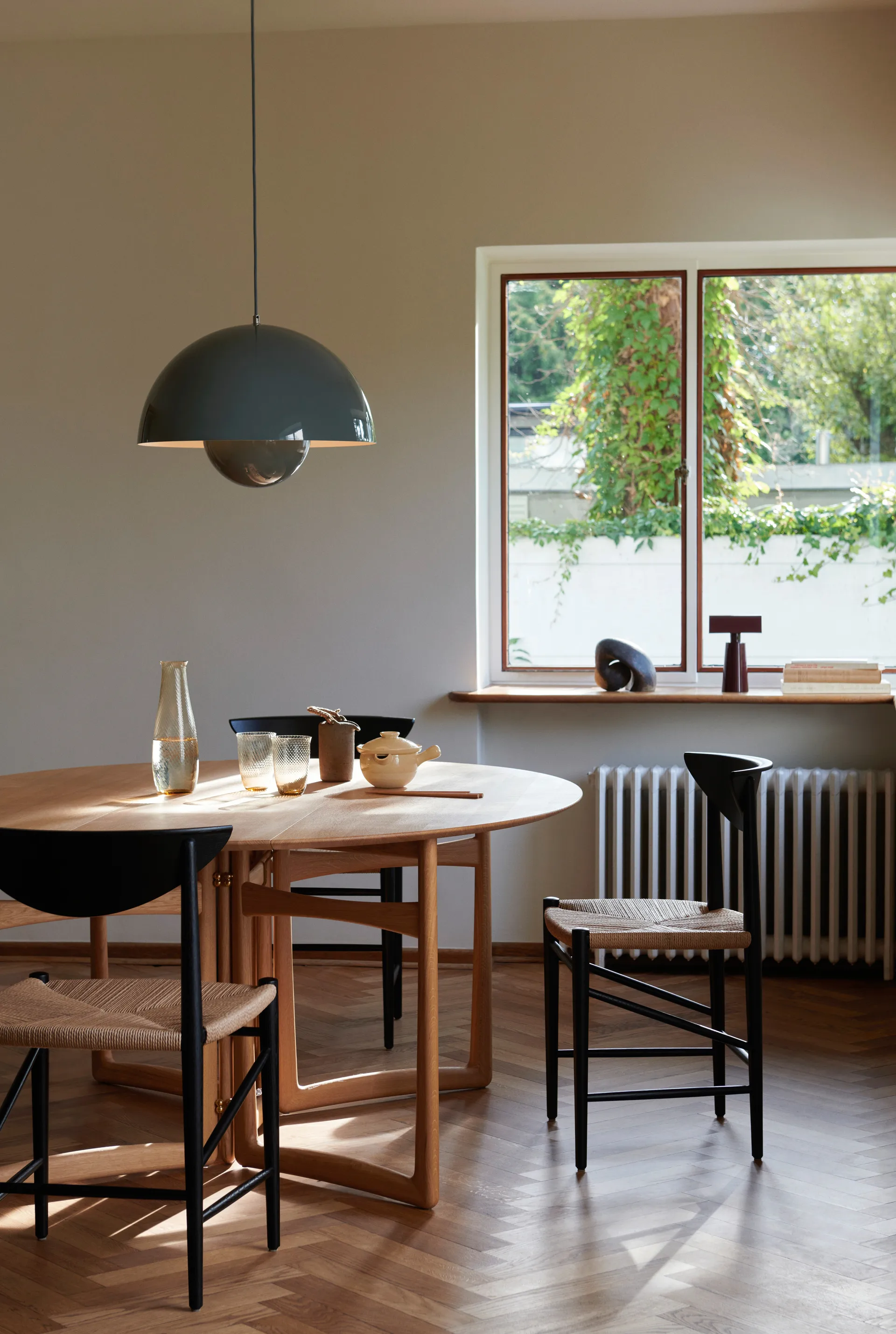 플라워팟 VP2 펜던트 조명 big, Stone blue &Tradition | 앤트레디션