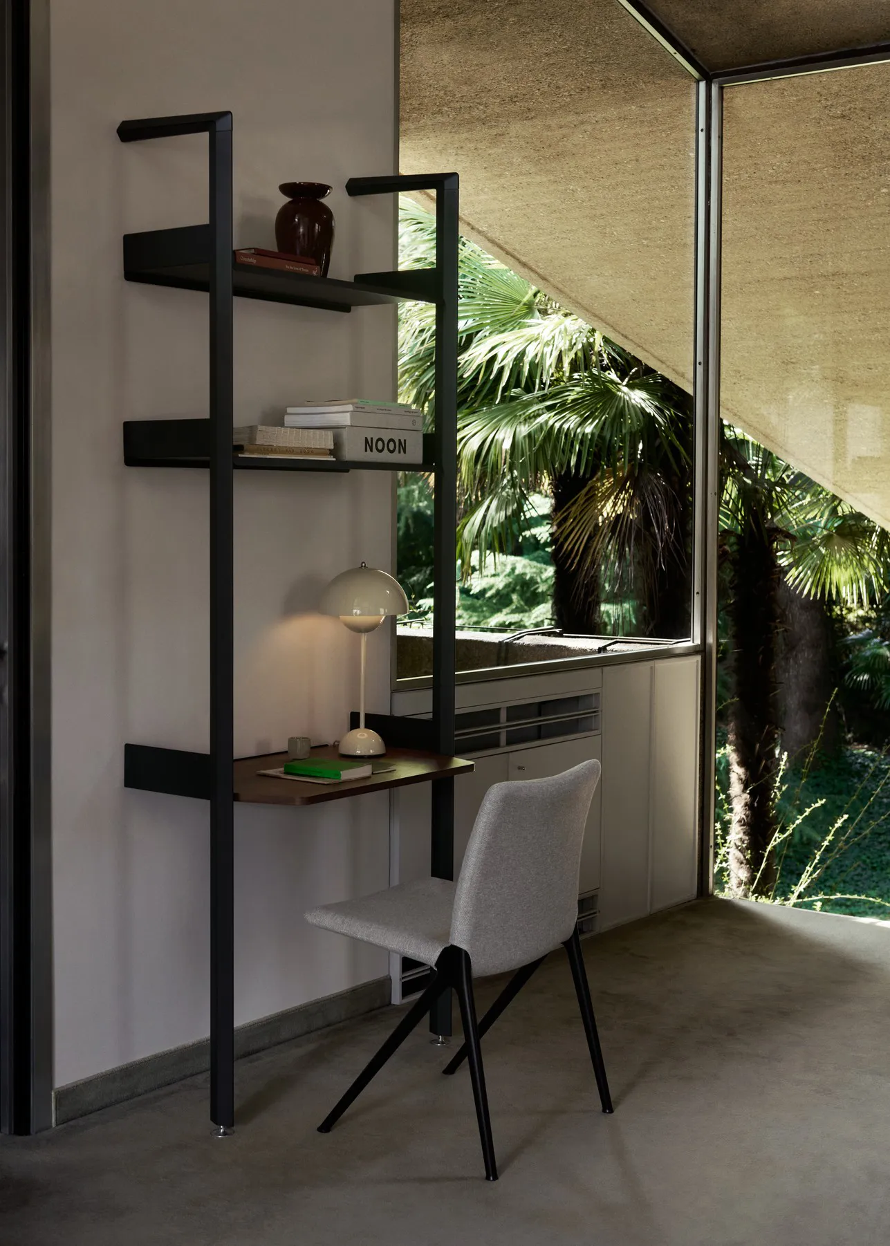 플라워팟 VP3 테이블 조명, Ivory &Tradition | 앤트레디션