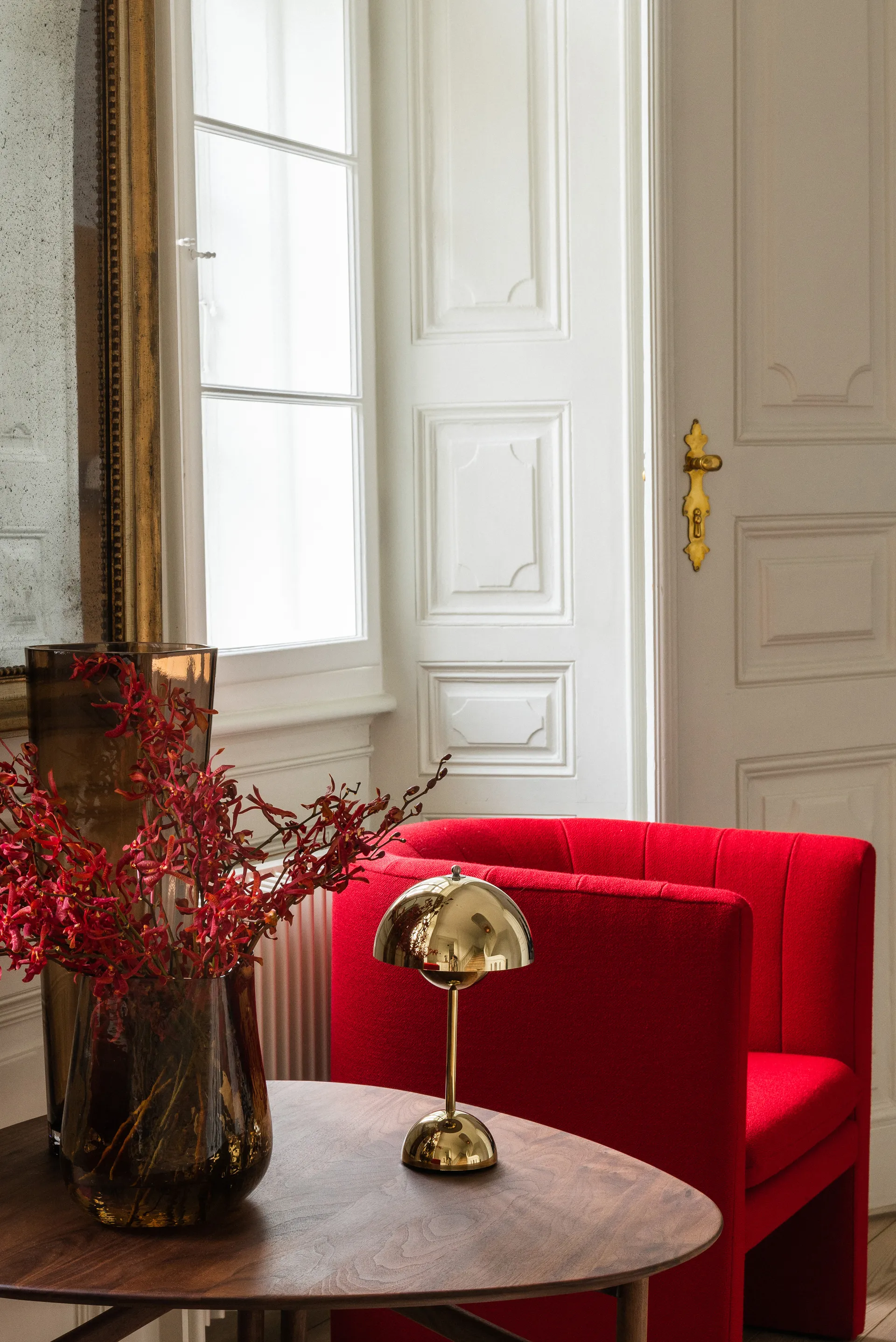 플라워팟 VP9 무선 테이블 조명, Brass &Tradition | 앤트레디션