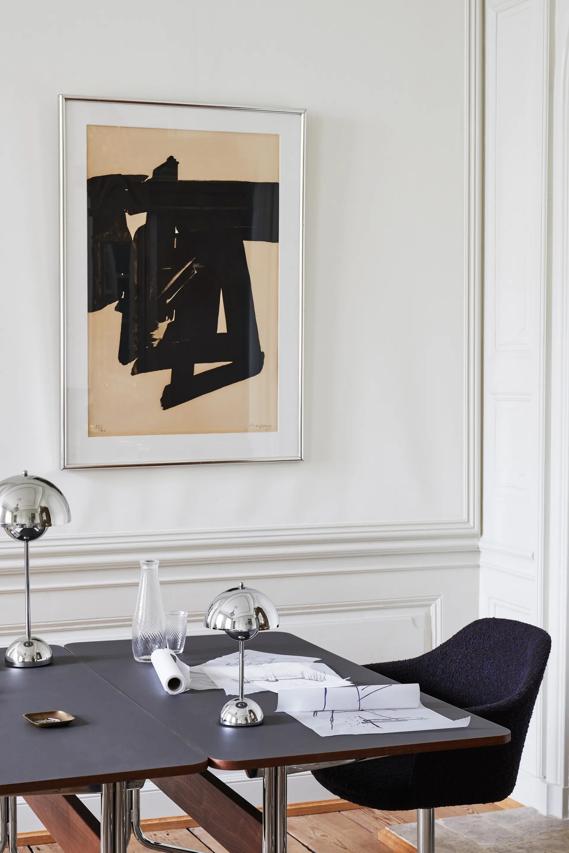 플라워팟 VP9 무선 테이블 조명, Chrome &Tradition | 앤트레디션