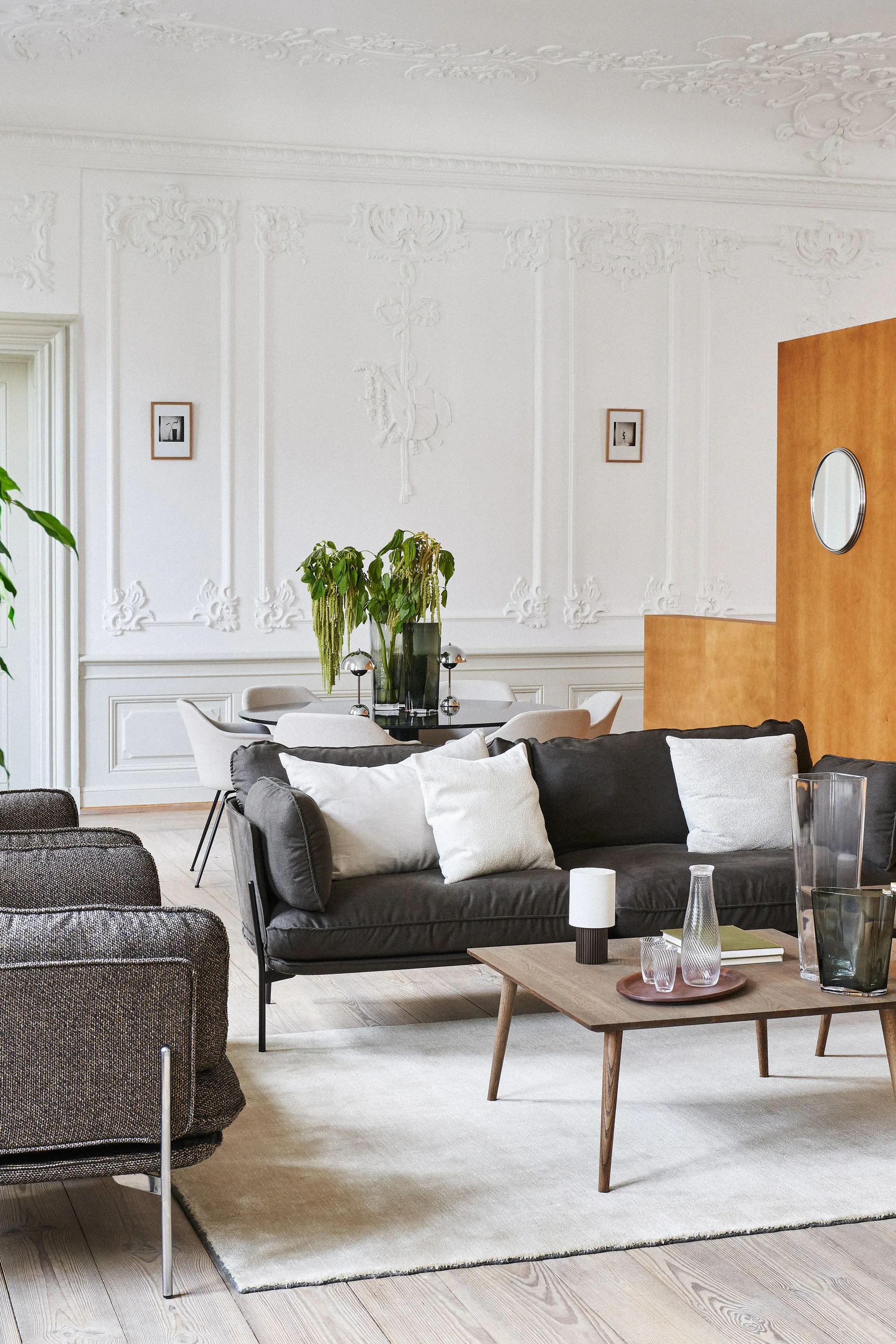 플라워팟 VP9 무선 테이블 조명, Chrome &Tradition | 앤트레디션