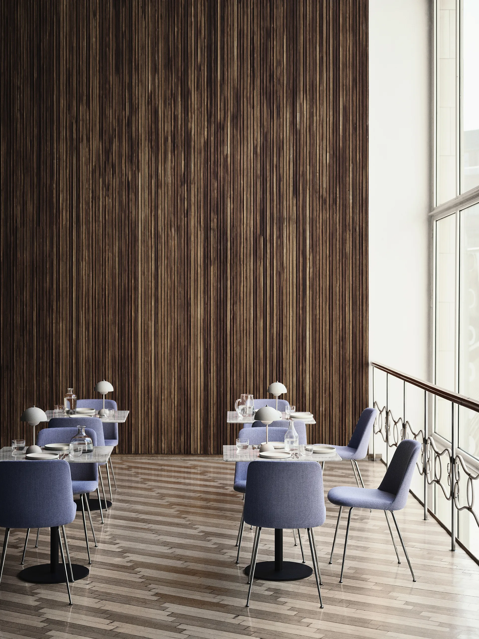 플라워팟 VP9 무선 테이블 조명, matte white &Tradition | 앤트레디션