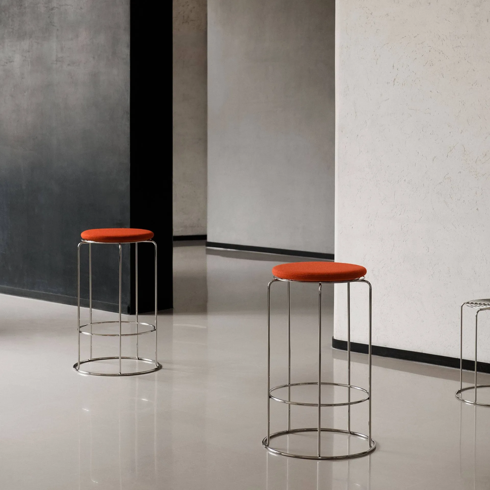 Wire VP15 바 스툴, 스테인레스 스틸, 65 cm &Tradition | 앤트레디션