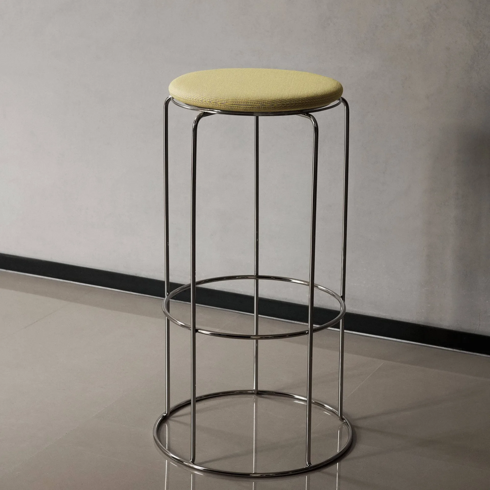 Wire VP16 바 스툴, 스테인레스 스틸, 75 cm &Tradition | 앤트레디션