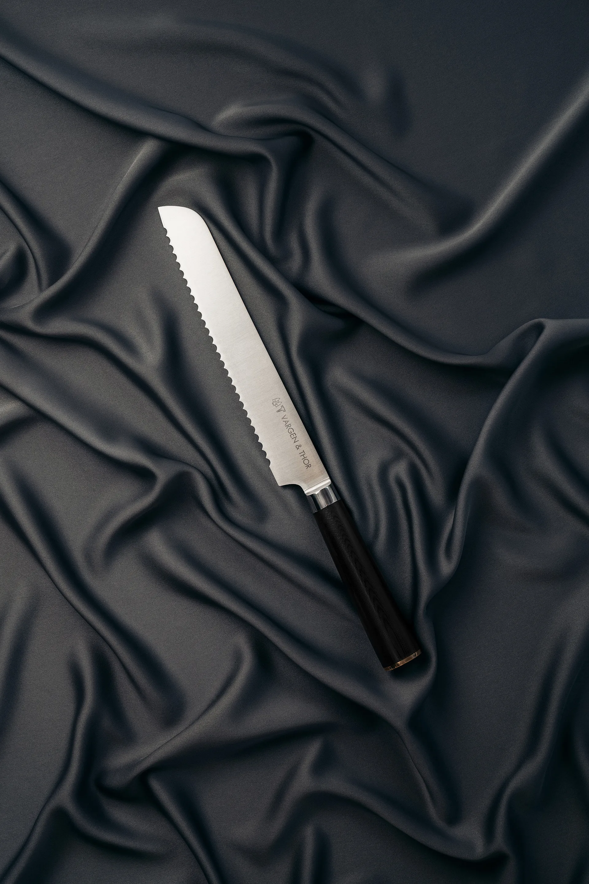 Vargavinter 브레드 나이프 21 cm, Elmer Vargen & Thor