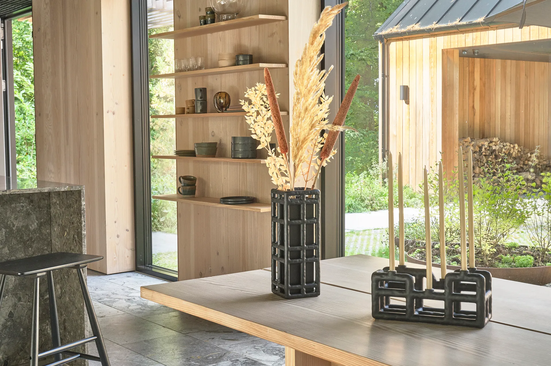 Lyng 화병 11x11x30 cm, Black Villa Collection | 빌라 콜렉션