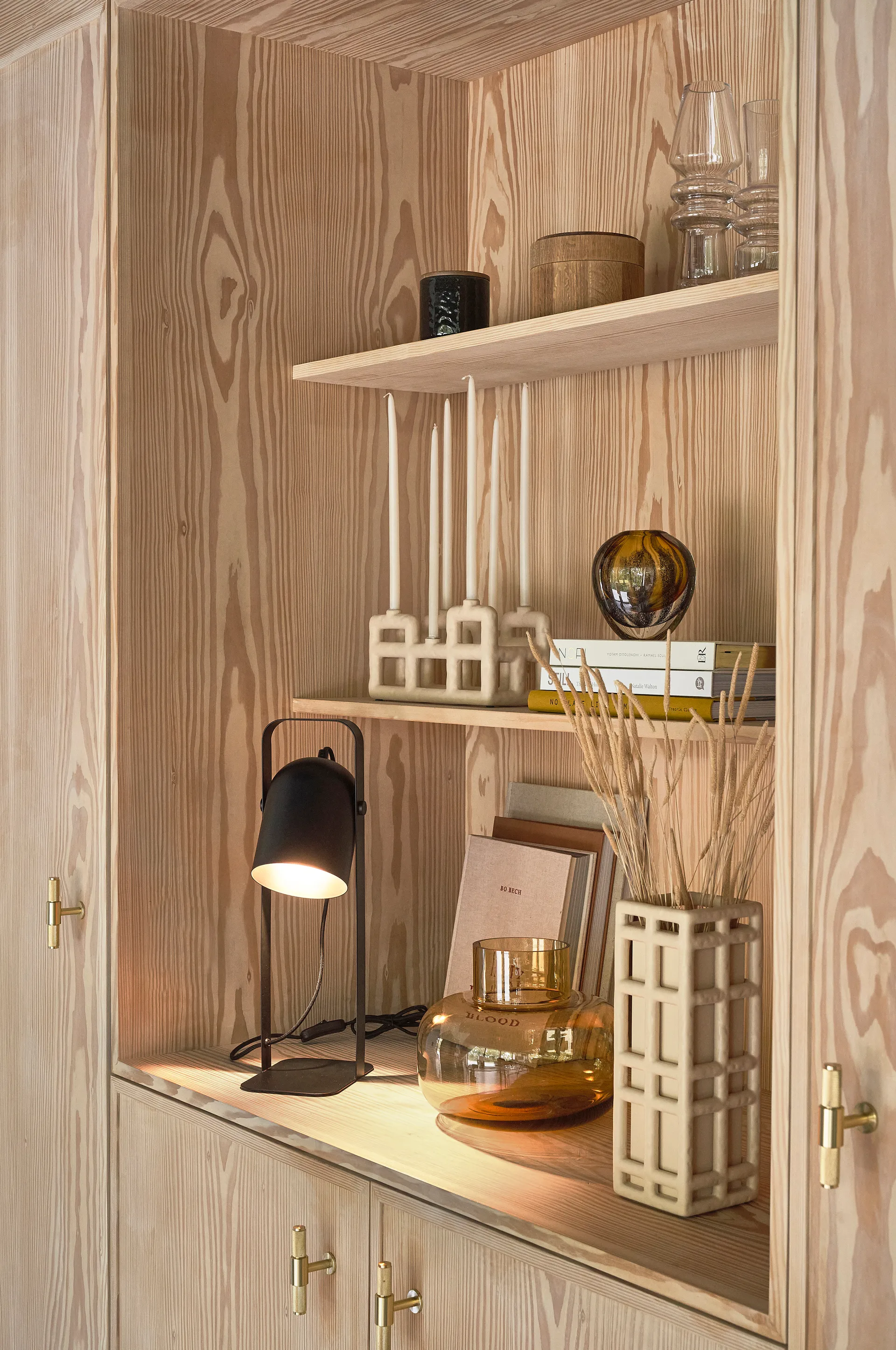 Nesvik 테이블 조명 45 cm, Black Villa Collection | 빌라 콜렉션