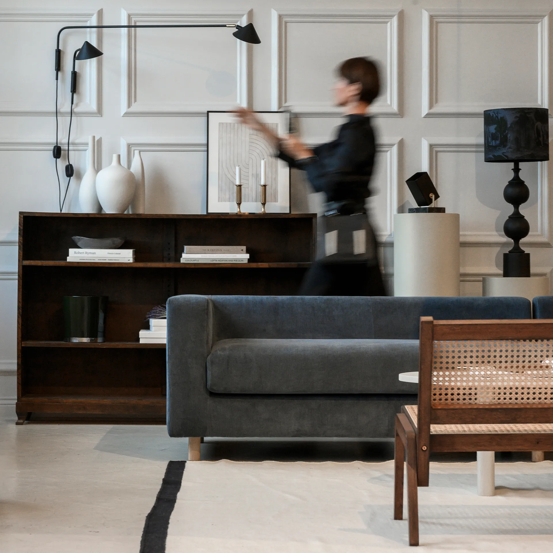 켈리 벽 조명 롱 arm, Black-gold Watt & Veke | 와트앤베케