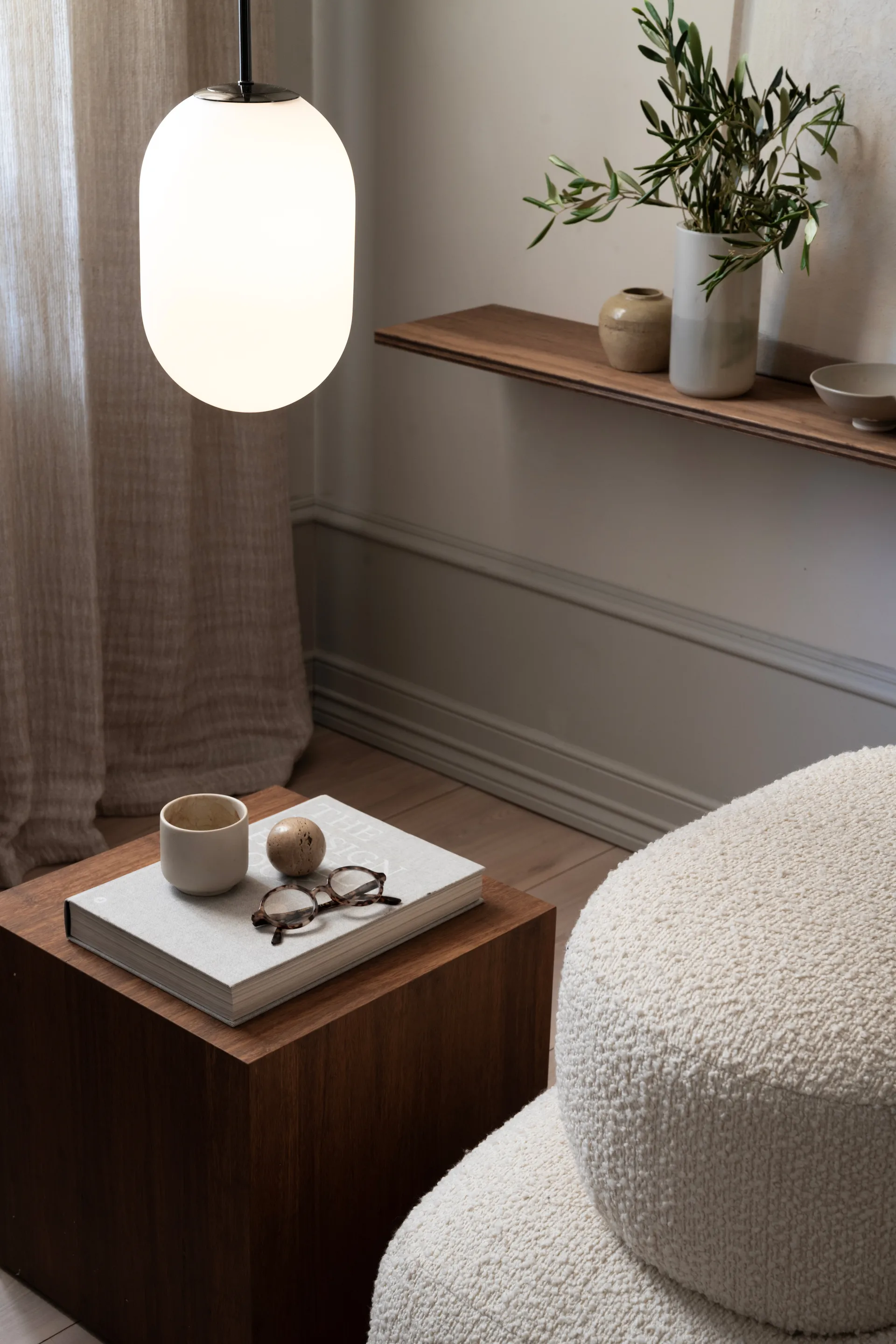 누르 펜던트 M Ø18 cm, White Watt & Veke | 와트앤베케