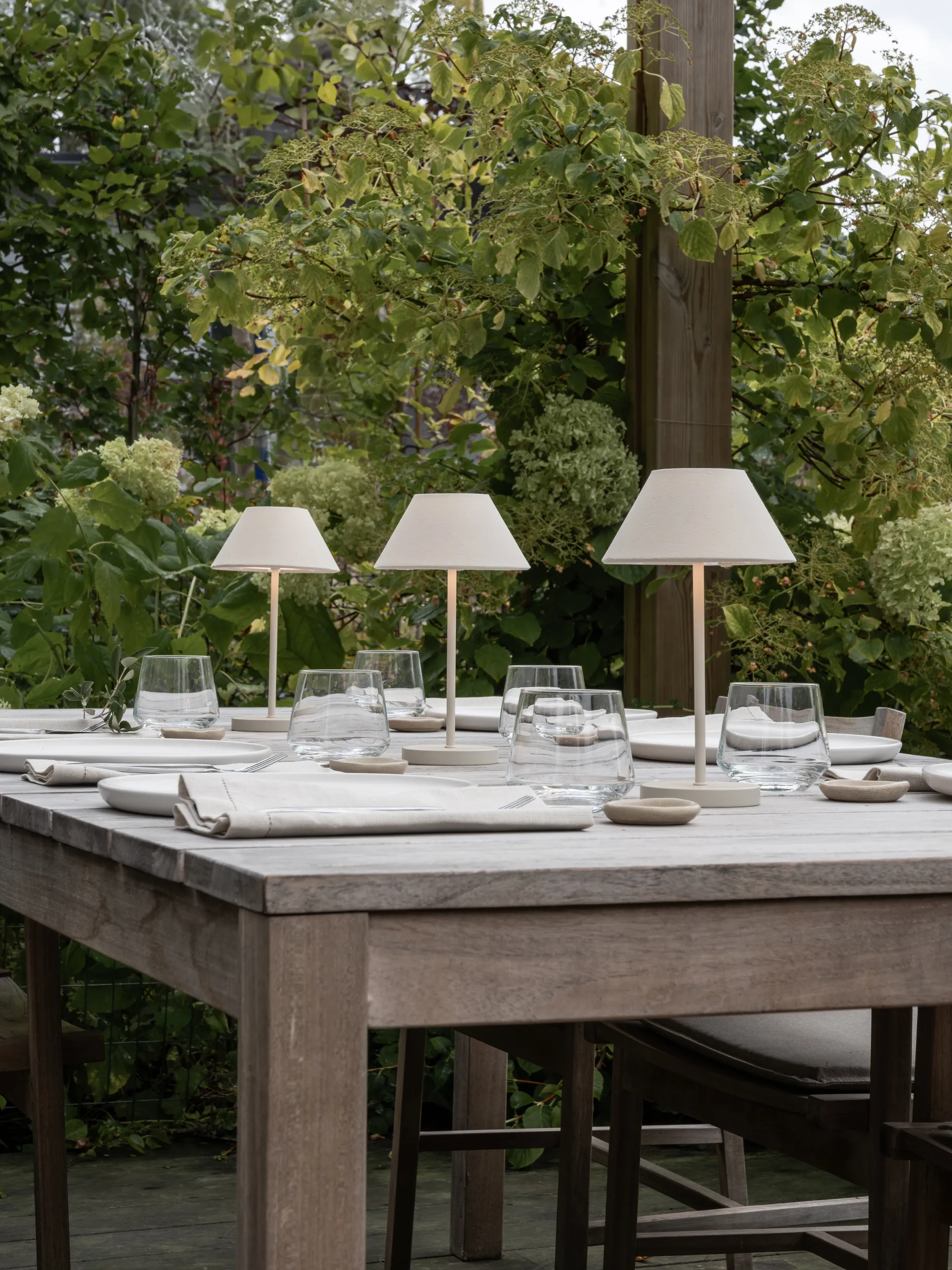 테야 무선 테이블 조명, Off-white, Ø15×26 cm Watt & Veke | 와트앤베케