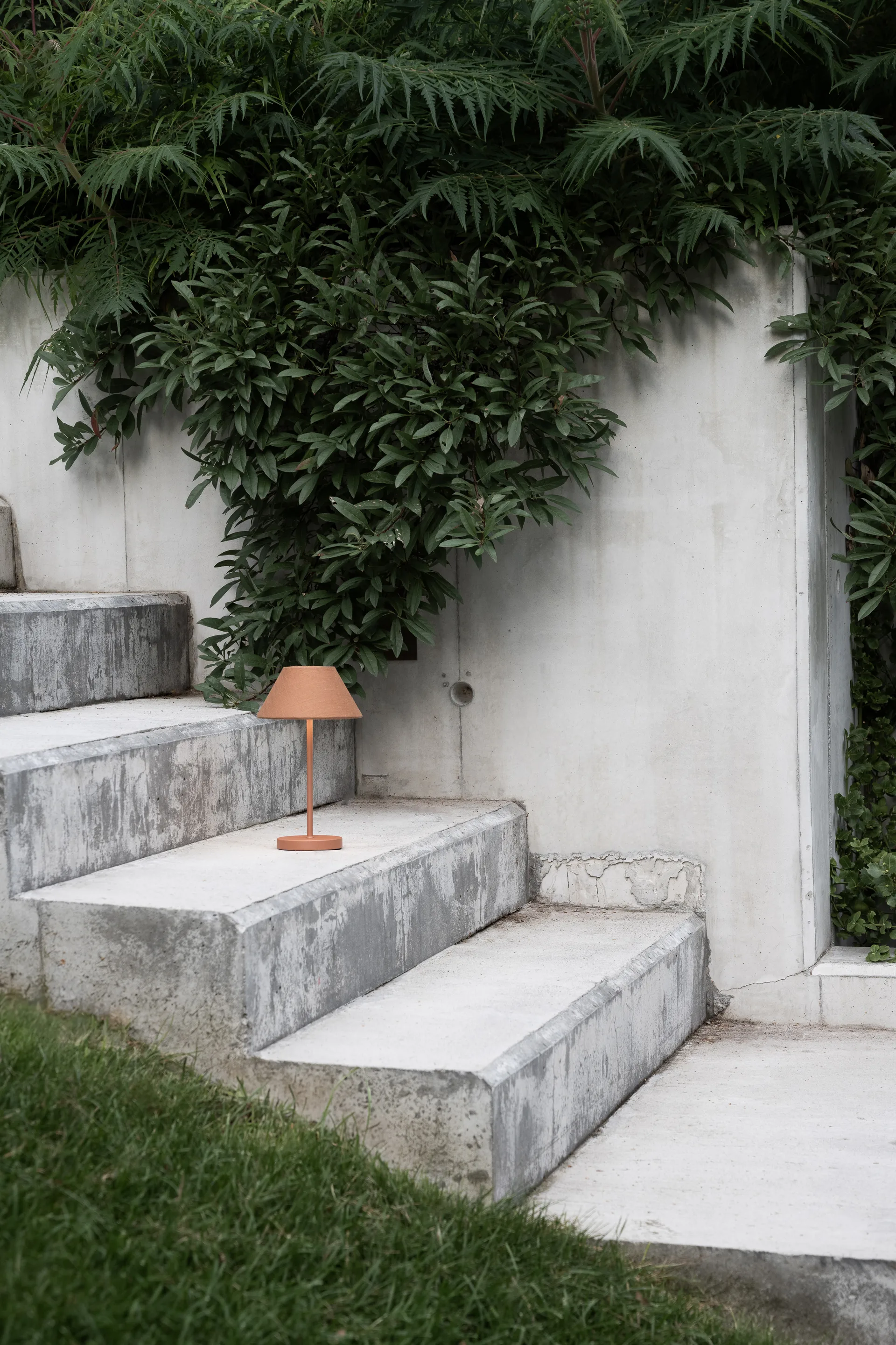 테야 무선 테이블 조명, Terracotta, Ø15x26 cm Watt & Veke | 와트앤베케