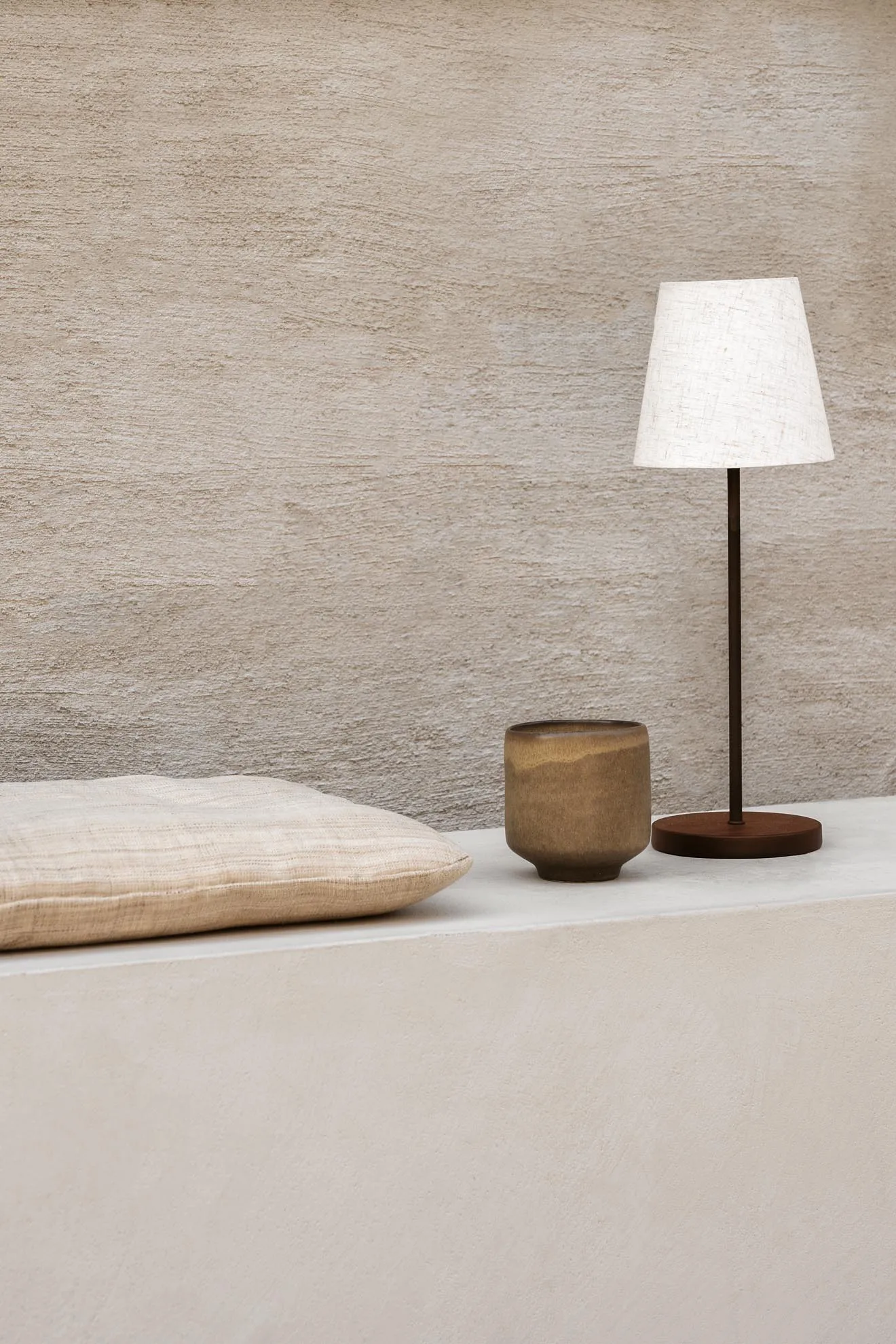 Tyra 무선 테이블 조명 Ø14 cm, Coffee Watt & Veke | 와트앤베케