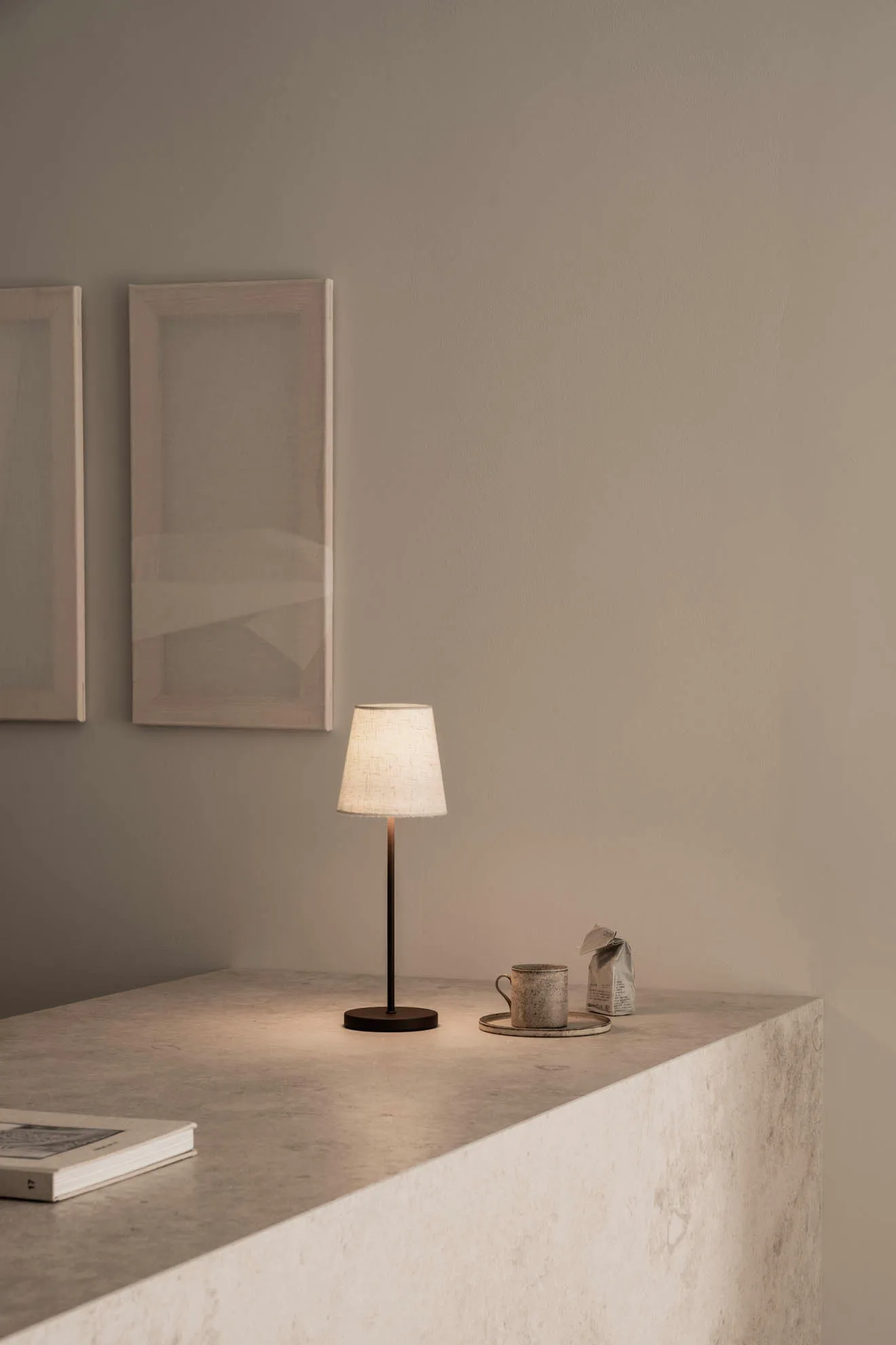 Tyra 무선 테이블 조명 Ø14 cm, Coffee Watt & Veke | 와트앤베케