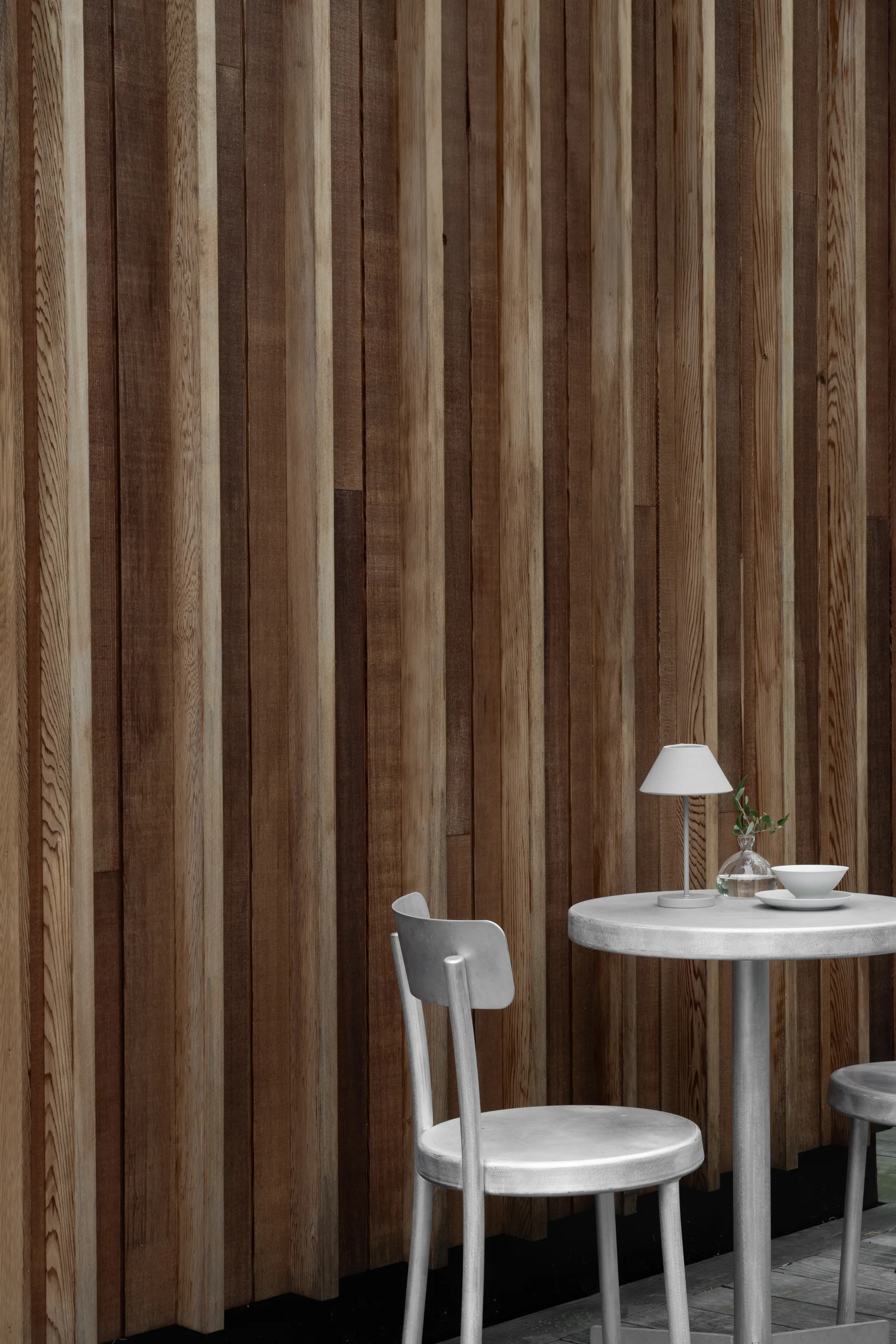 테야 무선 테이블 조명, Warm grey, Ø15x26 cm Watt & Veke | 와트앤베케