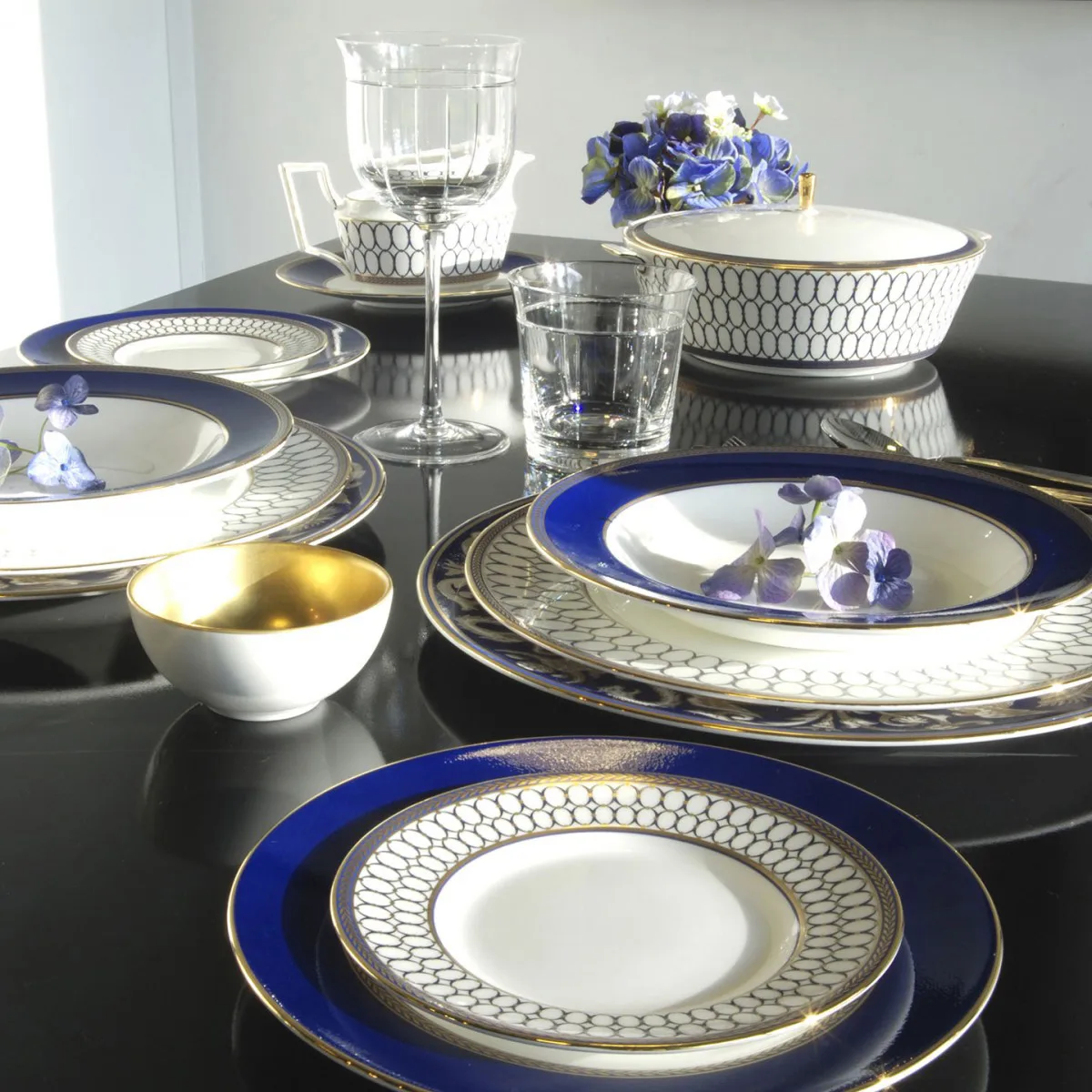 르네상스 골드 딥플레이트, 23 cm Wedgwood | 웨지우드
